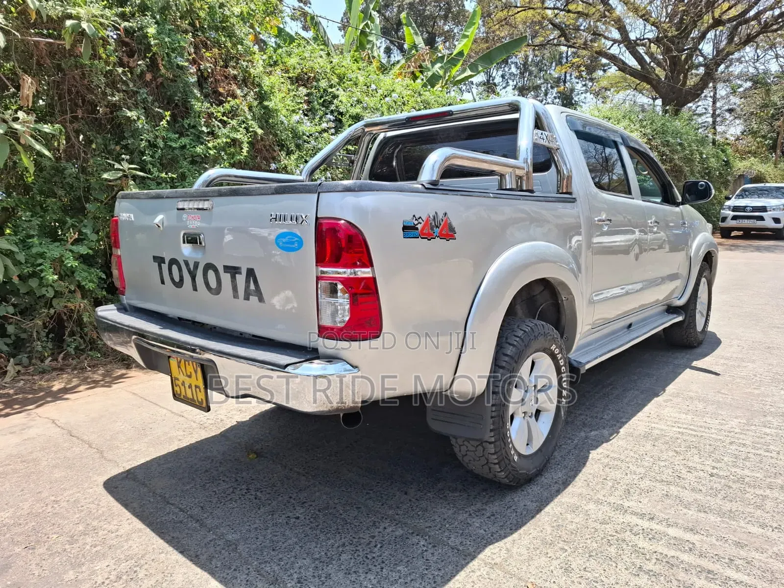 Toyota Hilux 3.0 D-4D 4x4 2013 Silver