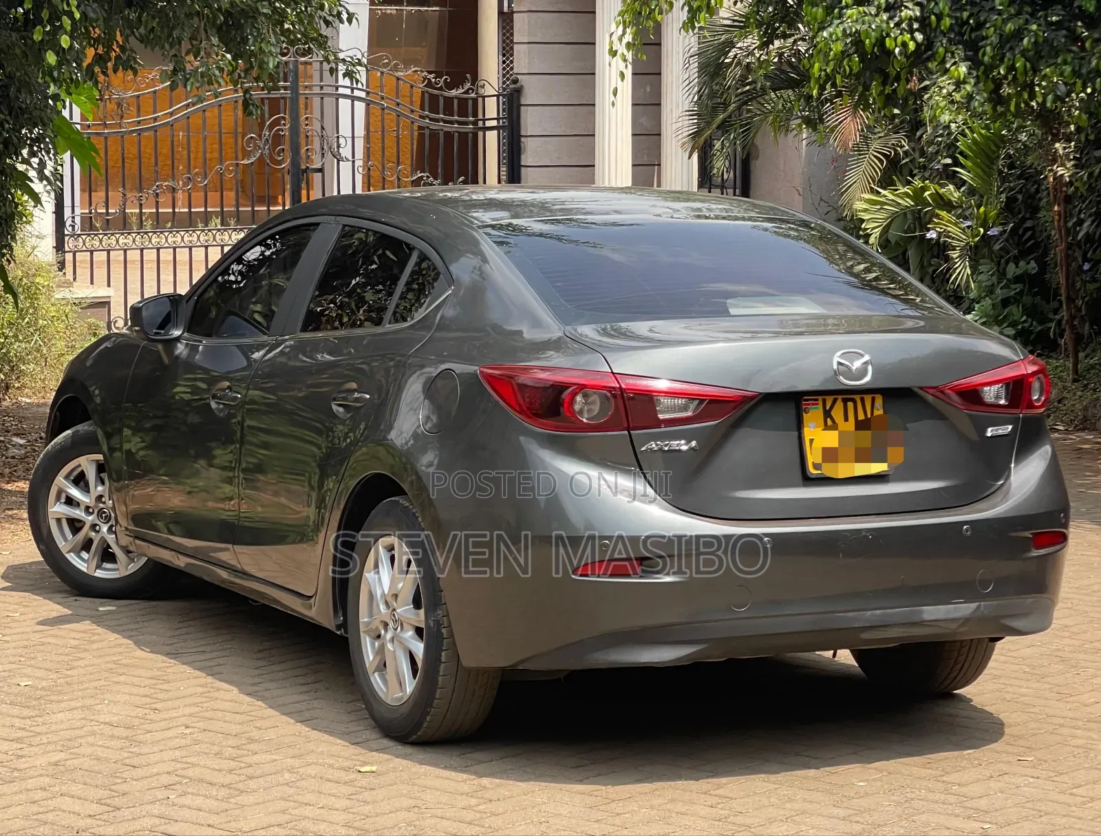 Mazda Axela 2018 Gray