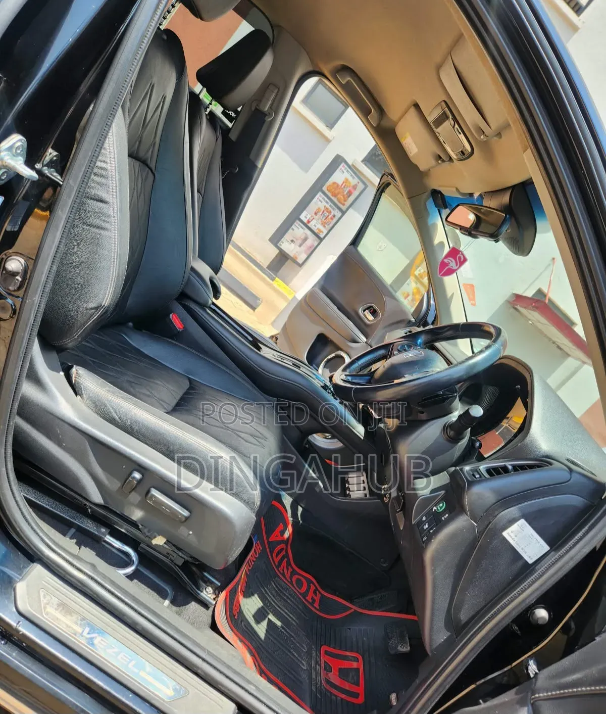 Honda Vezel 1.5 Hybrid 2WD 2018 Black