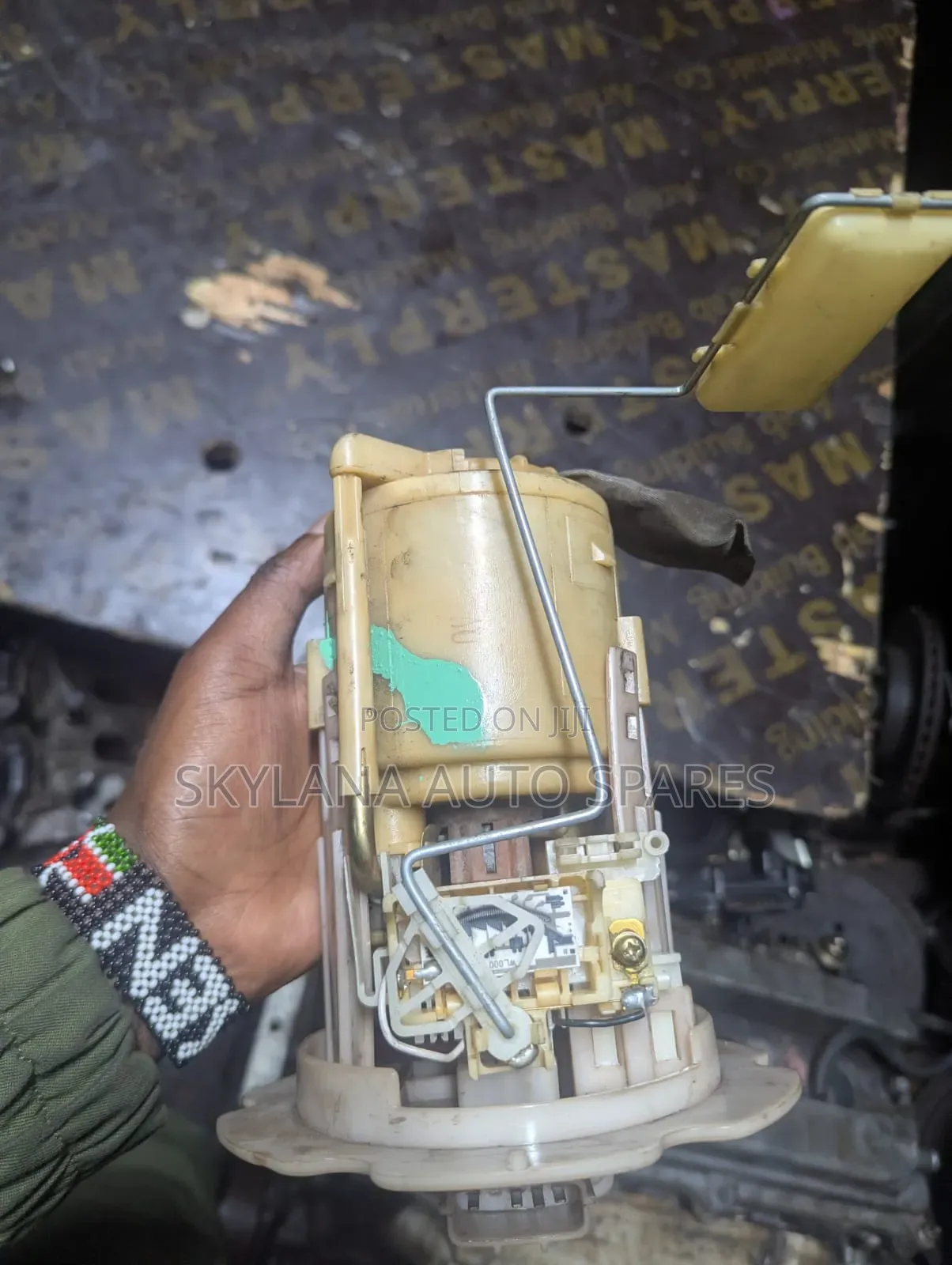 Nissan B15 Fuel Pump