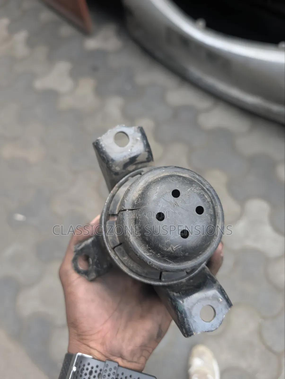 Toyota Passo Engine Mount.