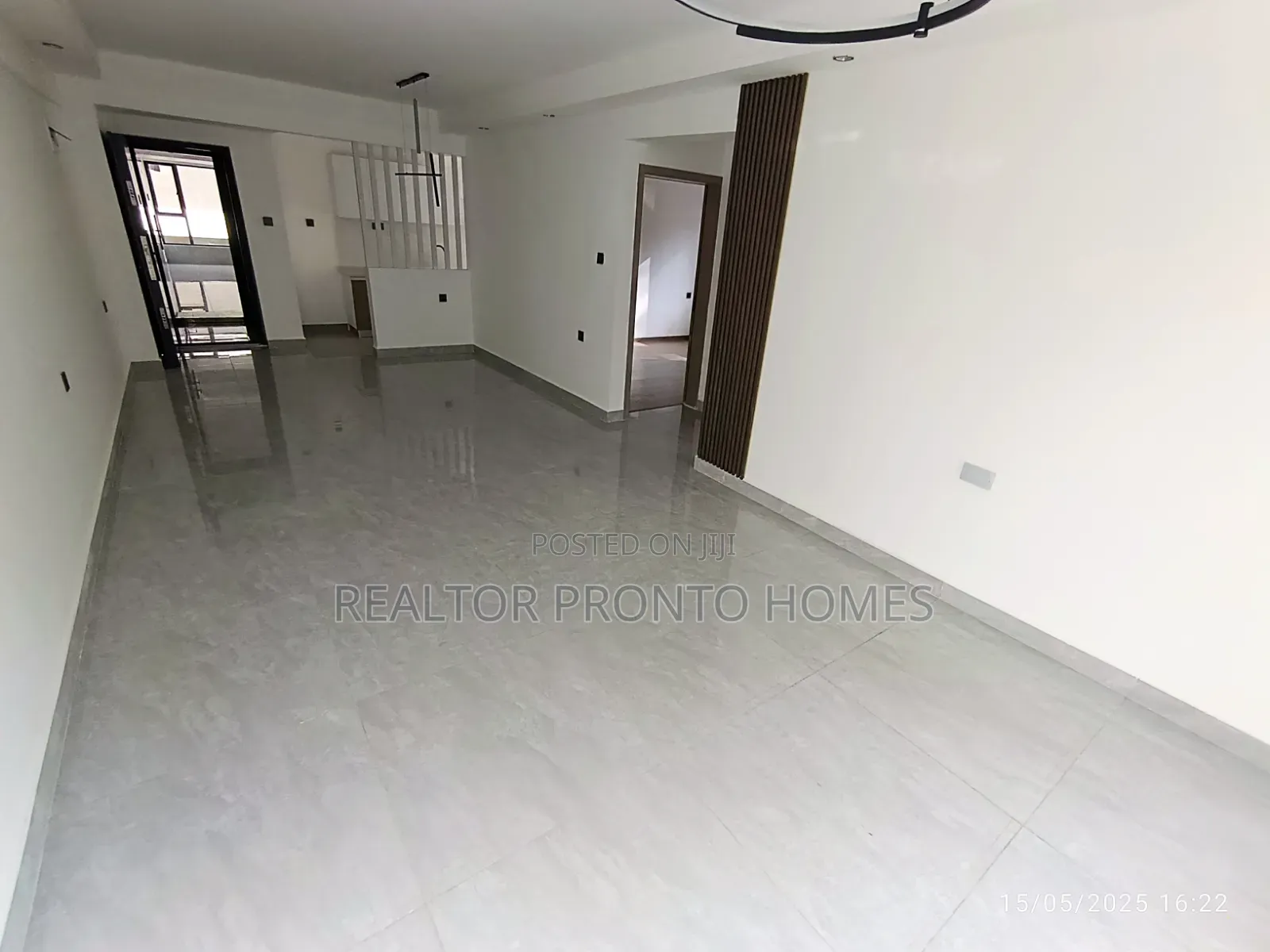 Commercial 2 Bedrooms Apartment for Office Use