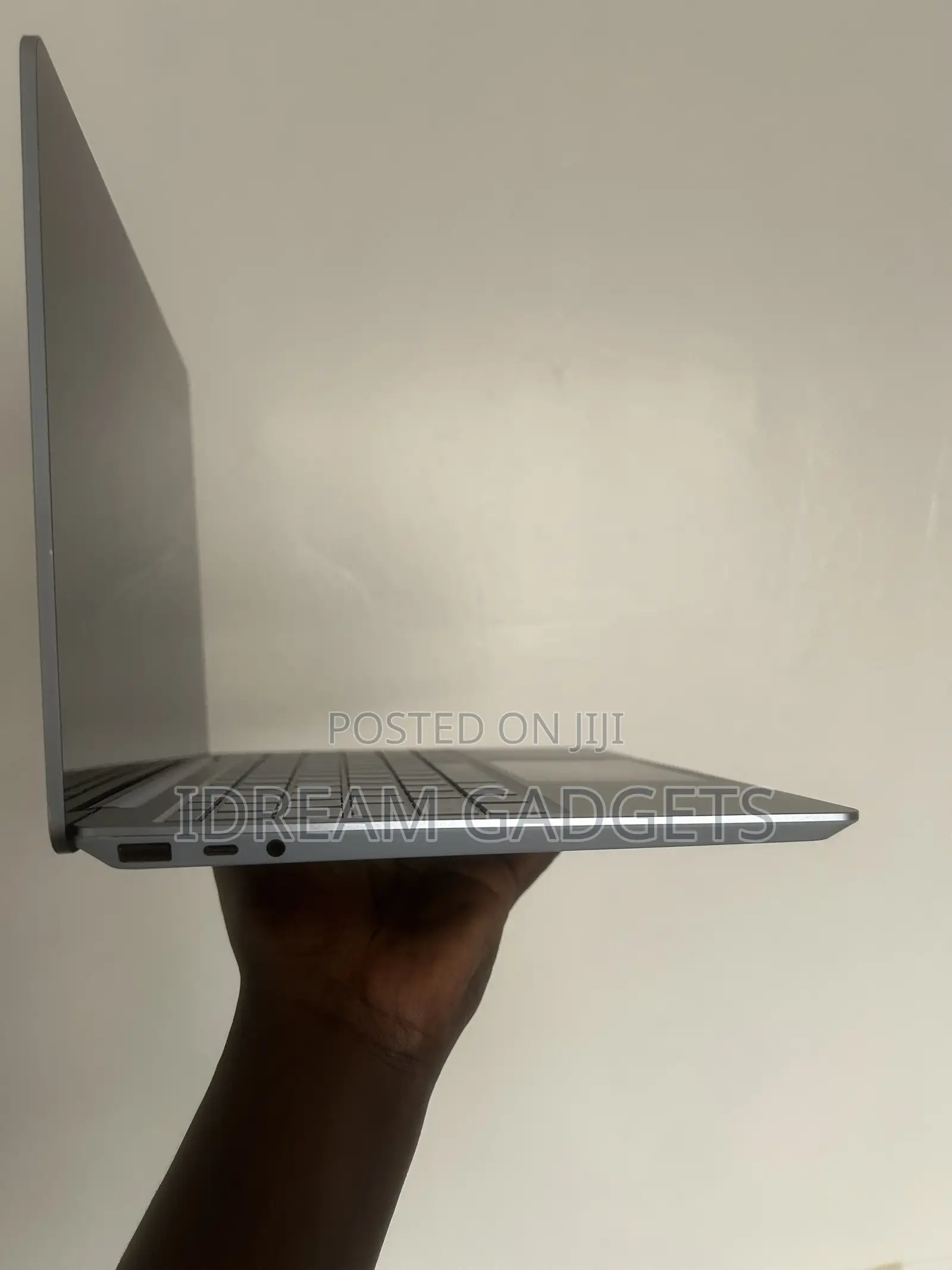 Laptop Microsoft Surface Laptop Go 8GB Intel Core i5 SSD 128GB