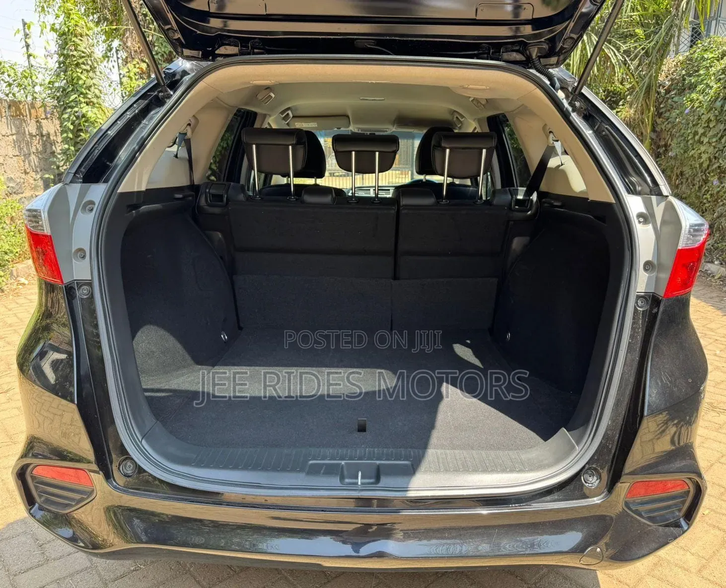 Honda Fit Shuttle 1.5 Hybrid 2WD 2018 Black