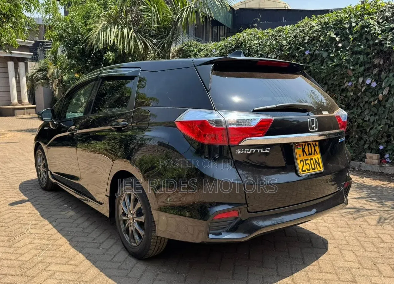 Honda Fit Shuttle 1.5 Hybrid 2WD 2018 Black