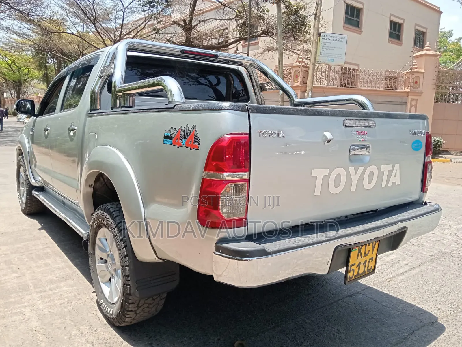 Toyota Hilux 3.0 D-4D 4x4 2012 Silver