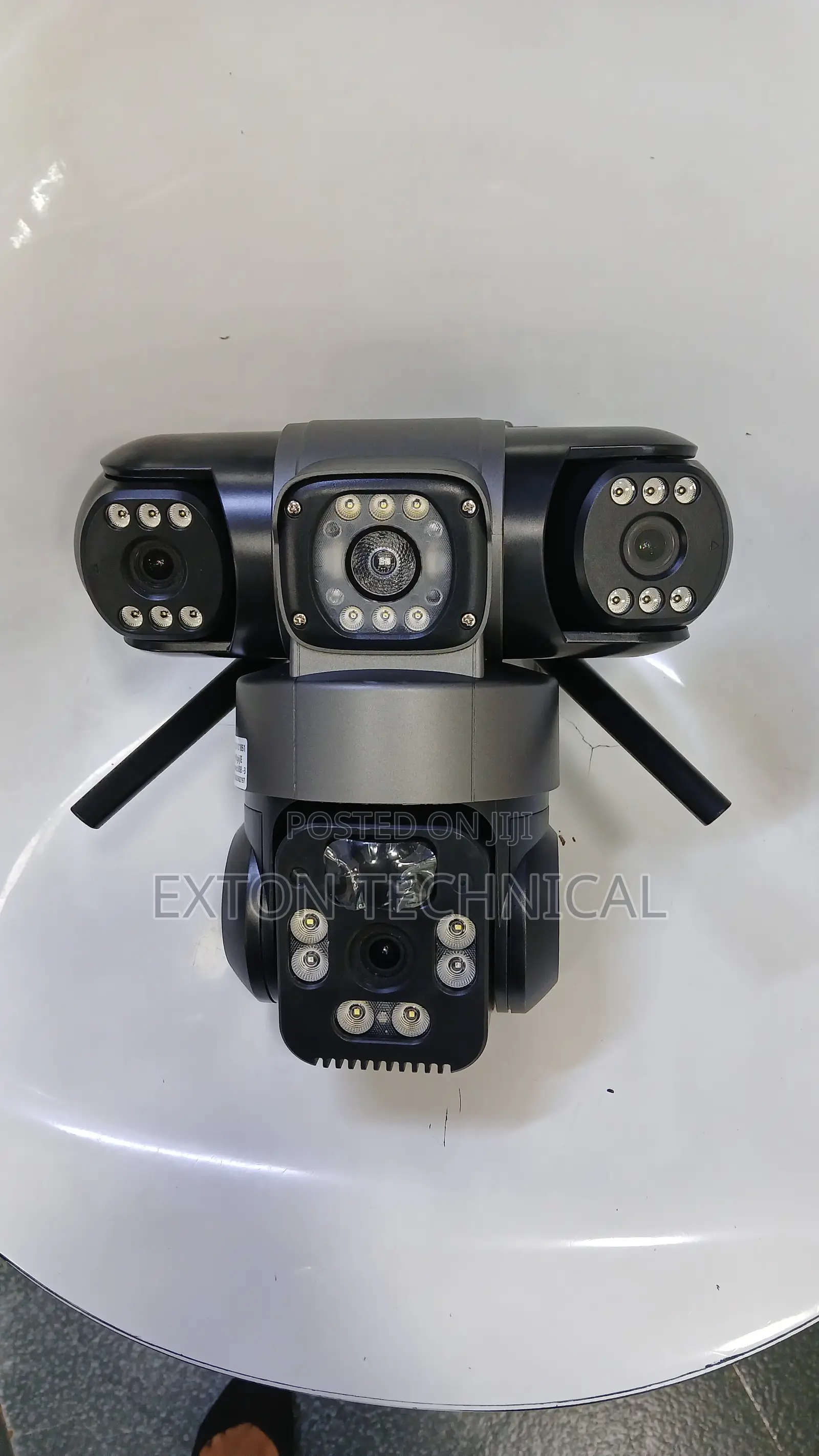 Triple Lens 4g Solar PTZ CCTV Camera With 4g Simcard Slot