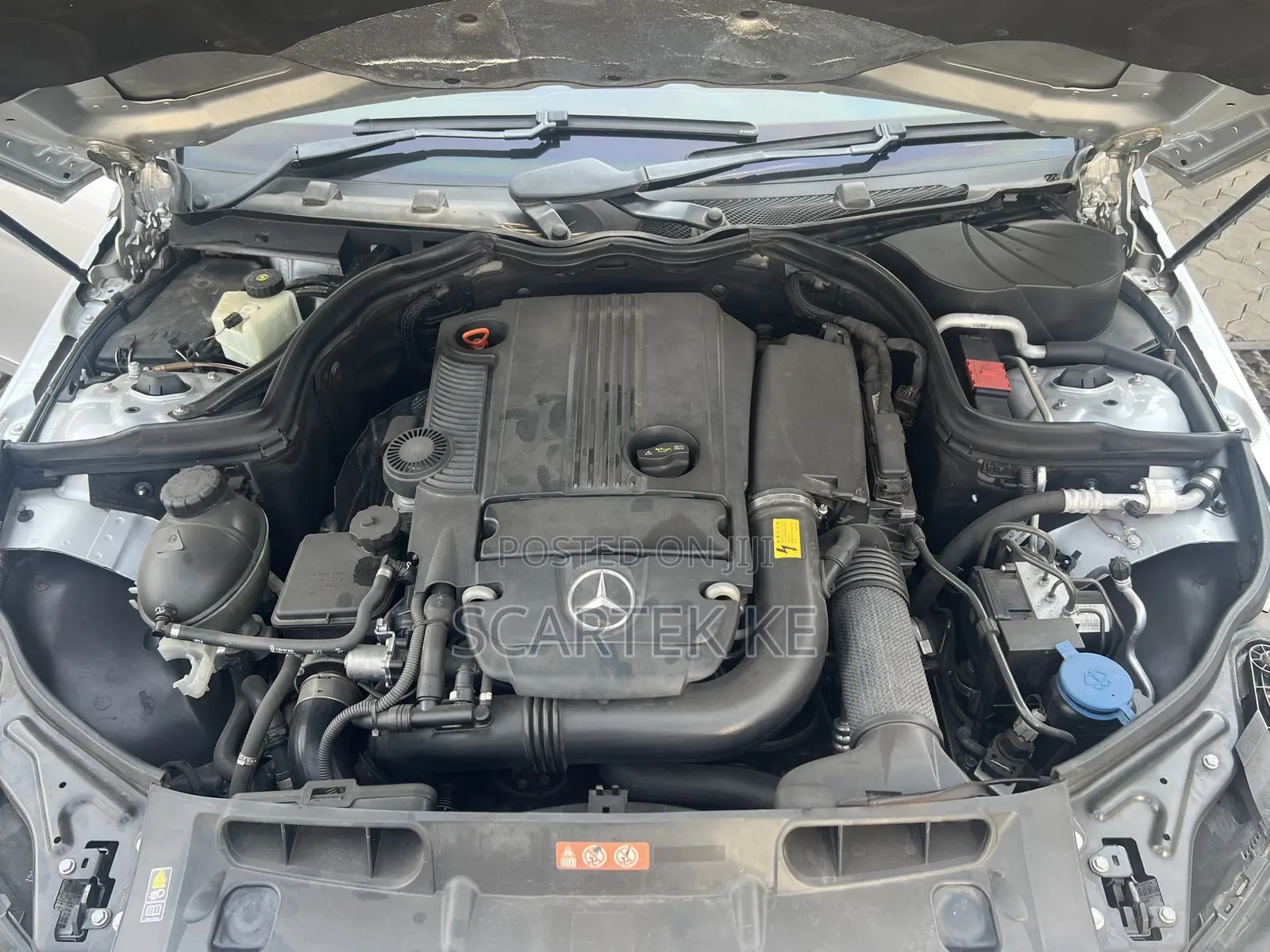 Mercedes-Benz C200 2012 Silver