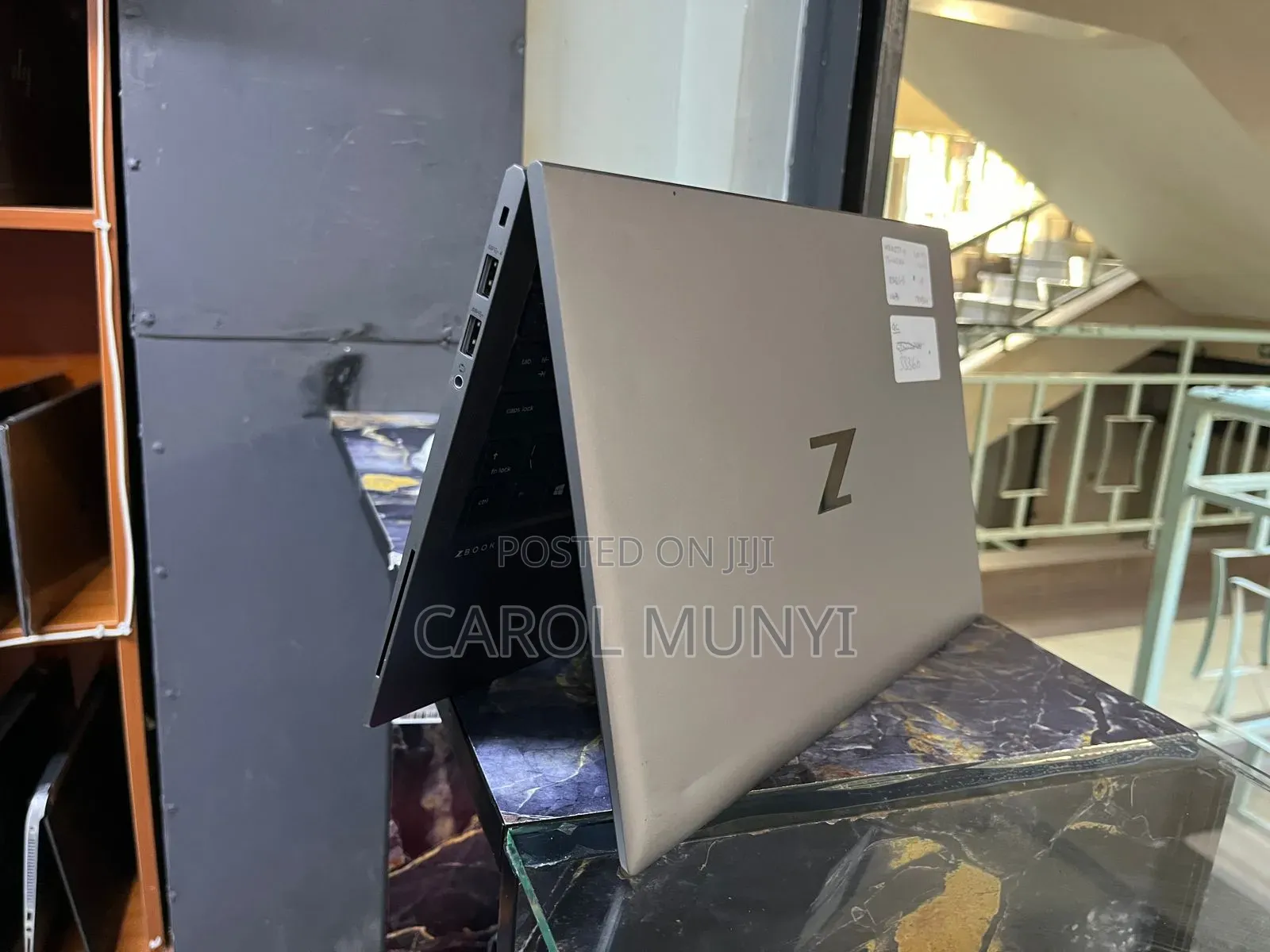 New Laptop HP ZBook Firefly 14 G7 16GB Intel Core i5 HDD+SSD 256GB
