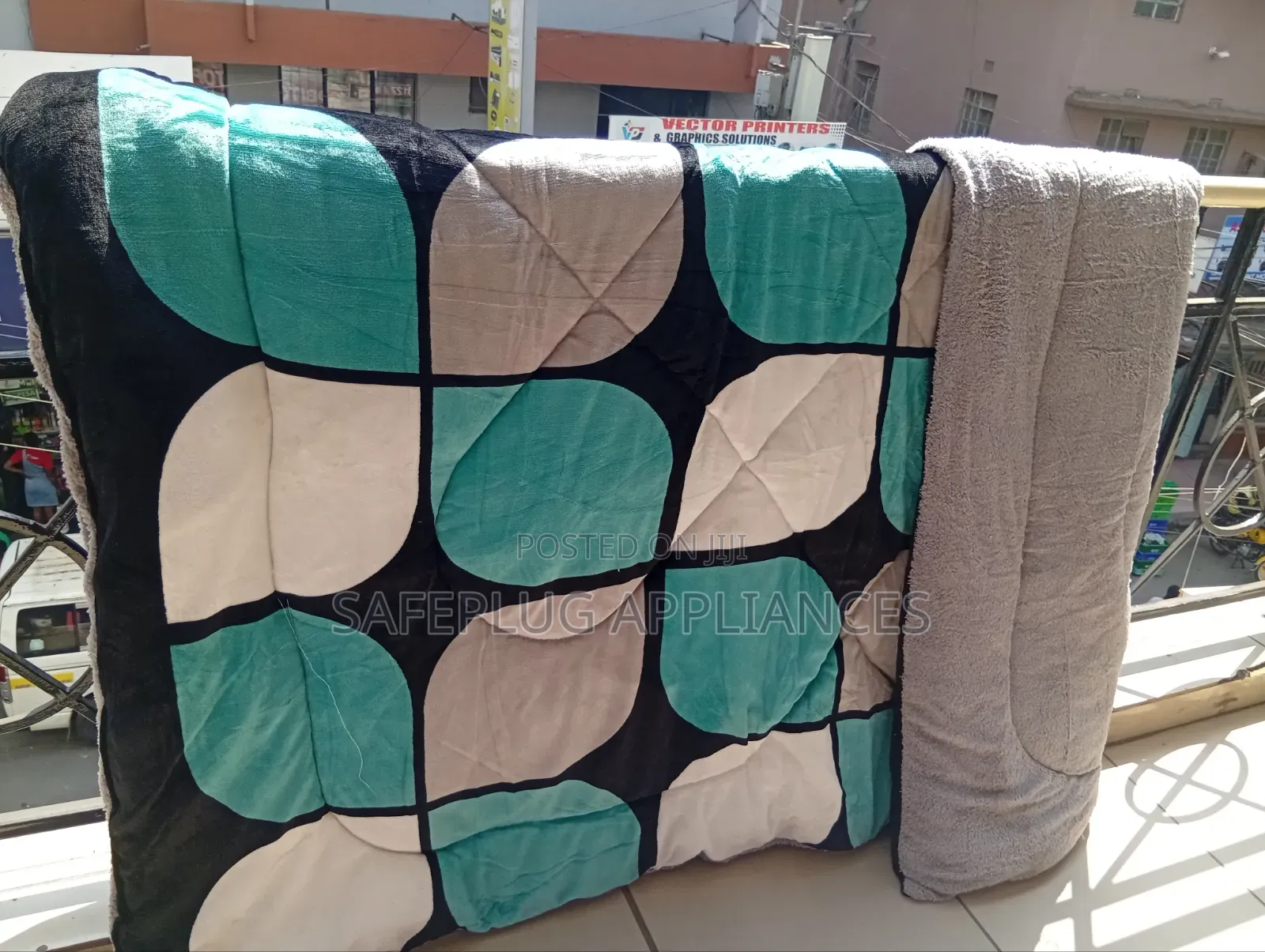 Premium Woollen Duvet – Cozy, Warm Comfortable Bed Cover