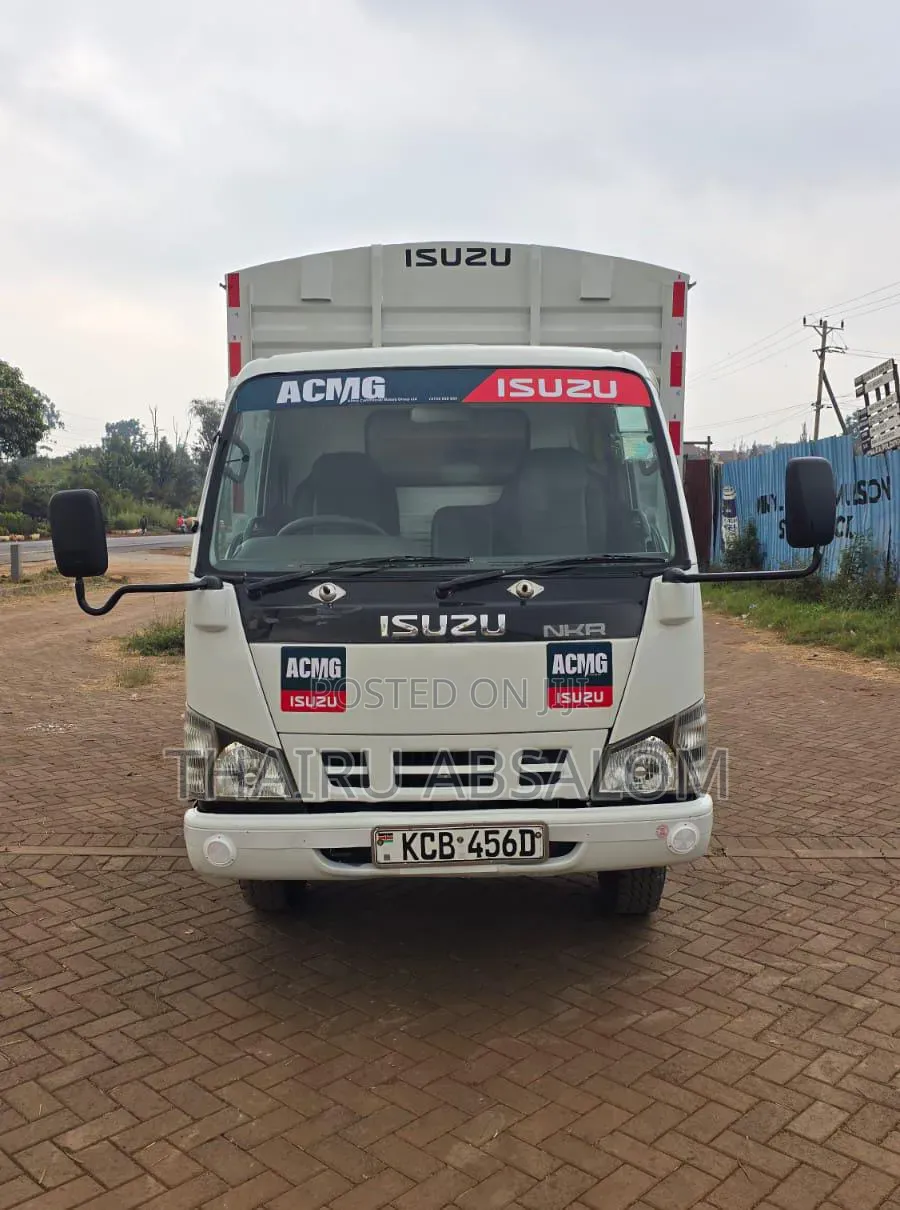 Isuzu NKR 2014 White