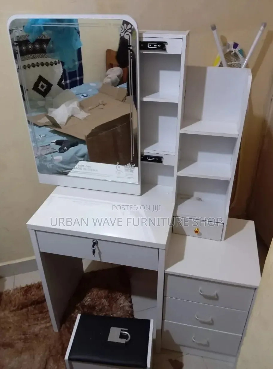 Home Dressing Mirror