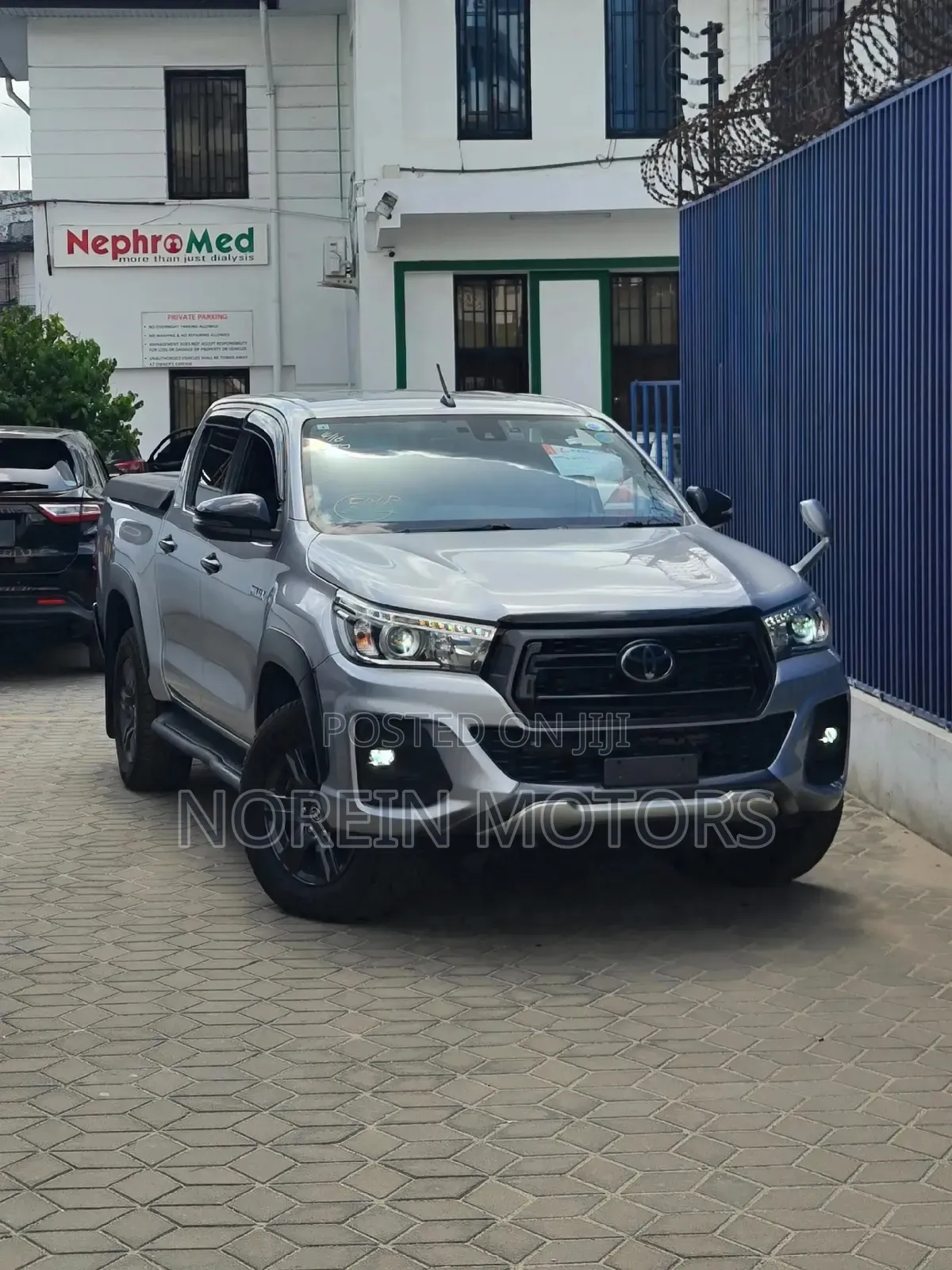 Toyota Hilux 2019 Gray