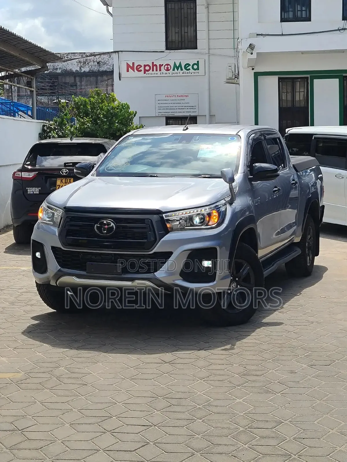 Toyota Hilux 2019 Gray