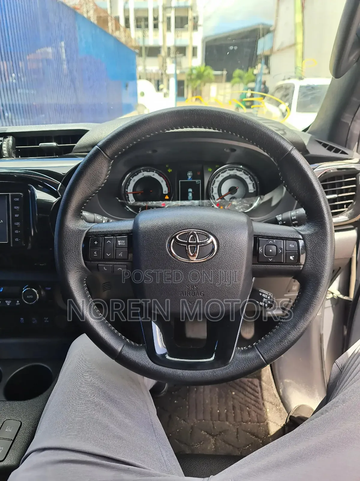 Toyota Hilux 2019 Gray