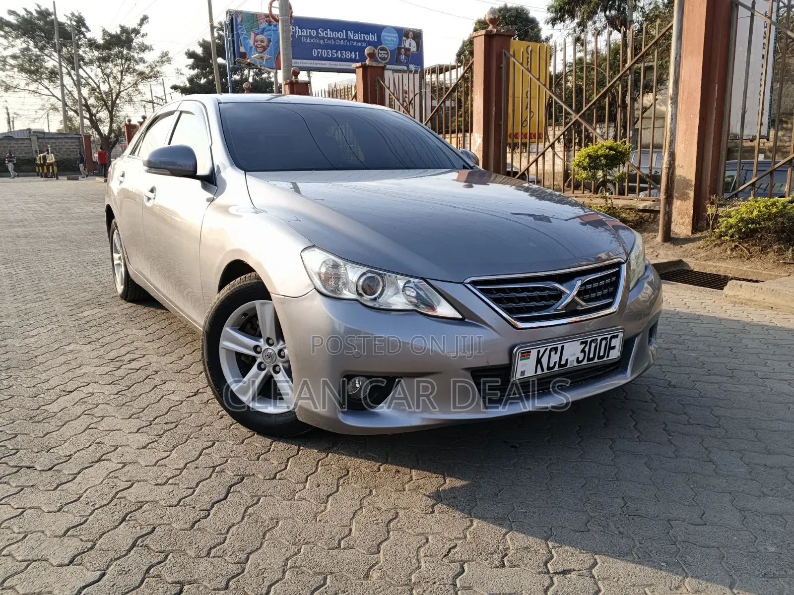 Toyota Mark X 2011 Gray