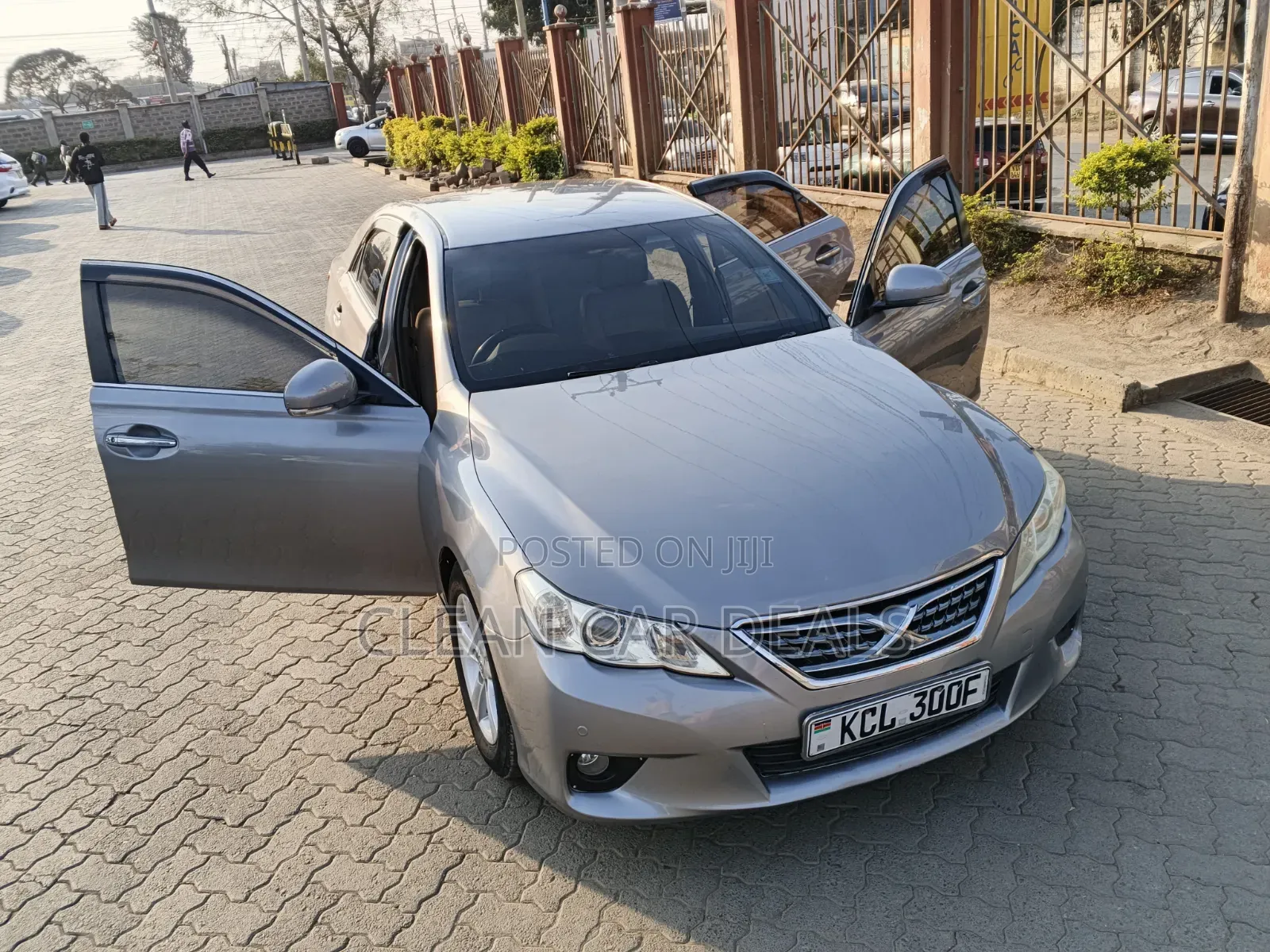 Toyota Mark X 2011 Gray