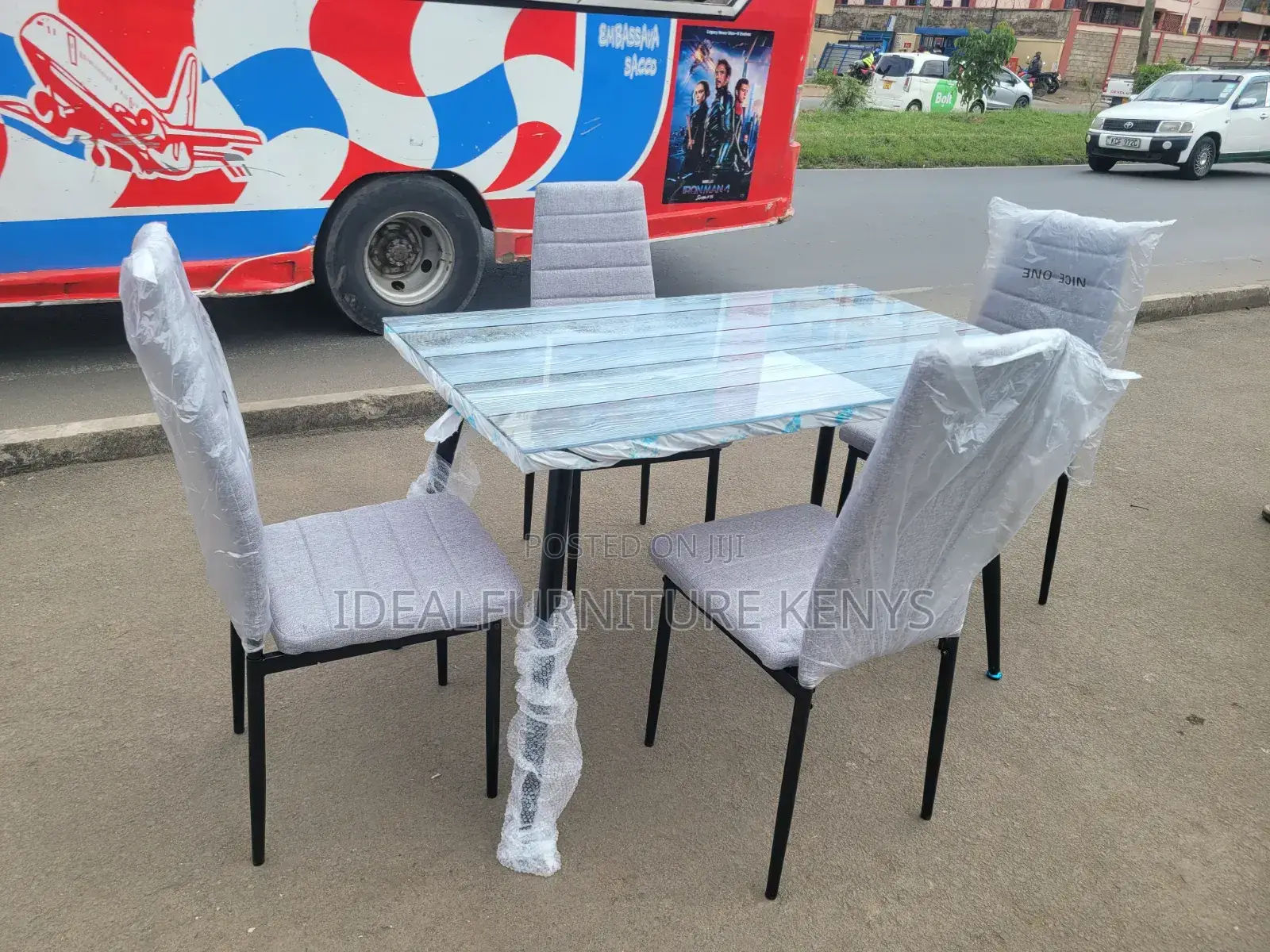 Dinging Table