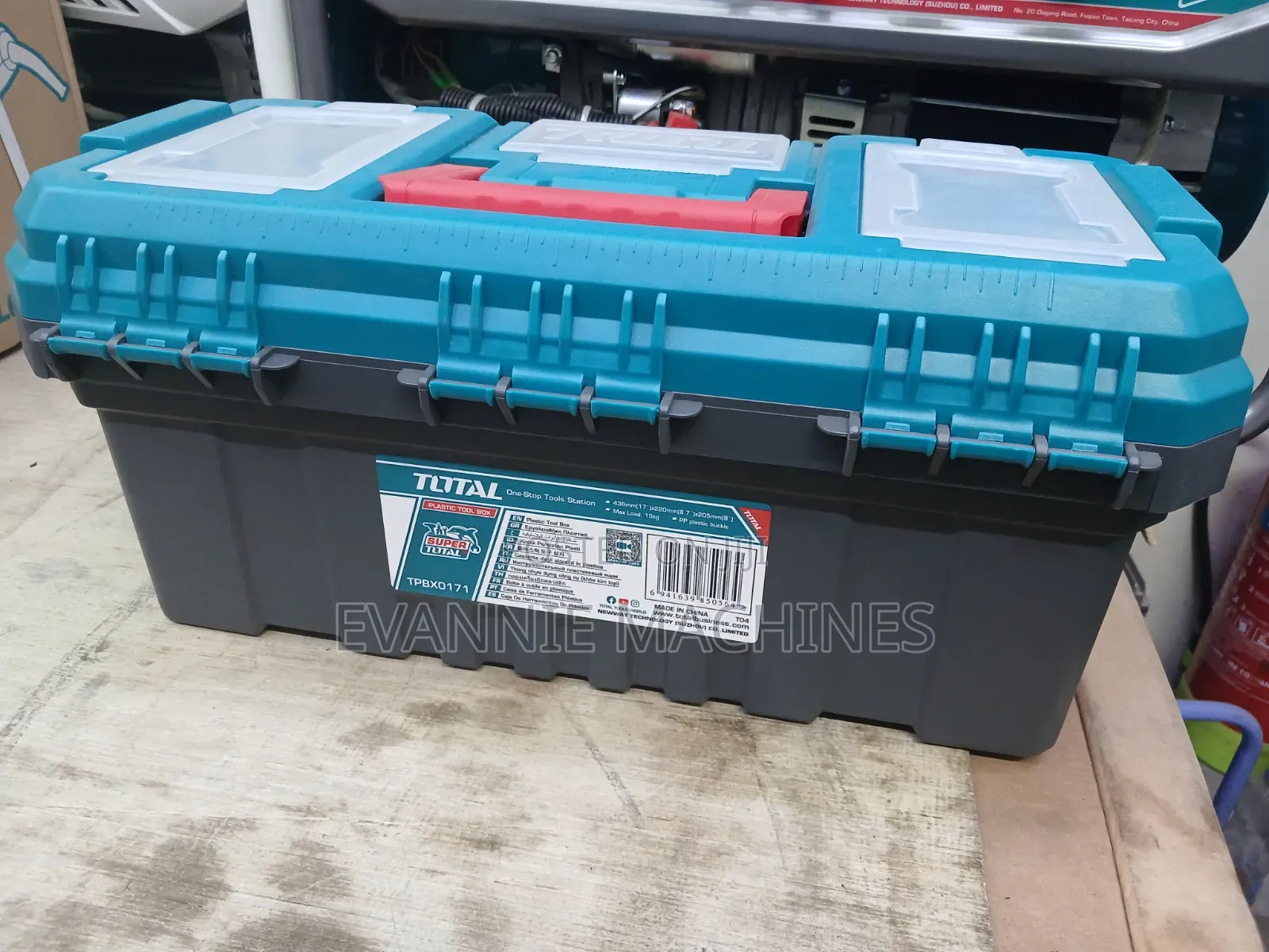 Toolbox/Total 17" Toolbox