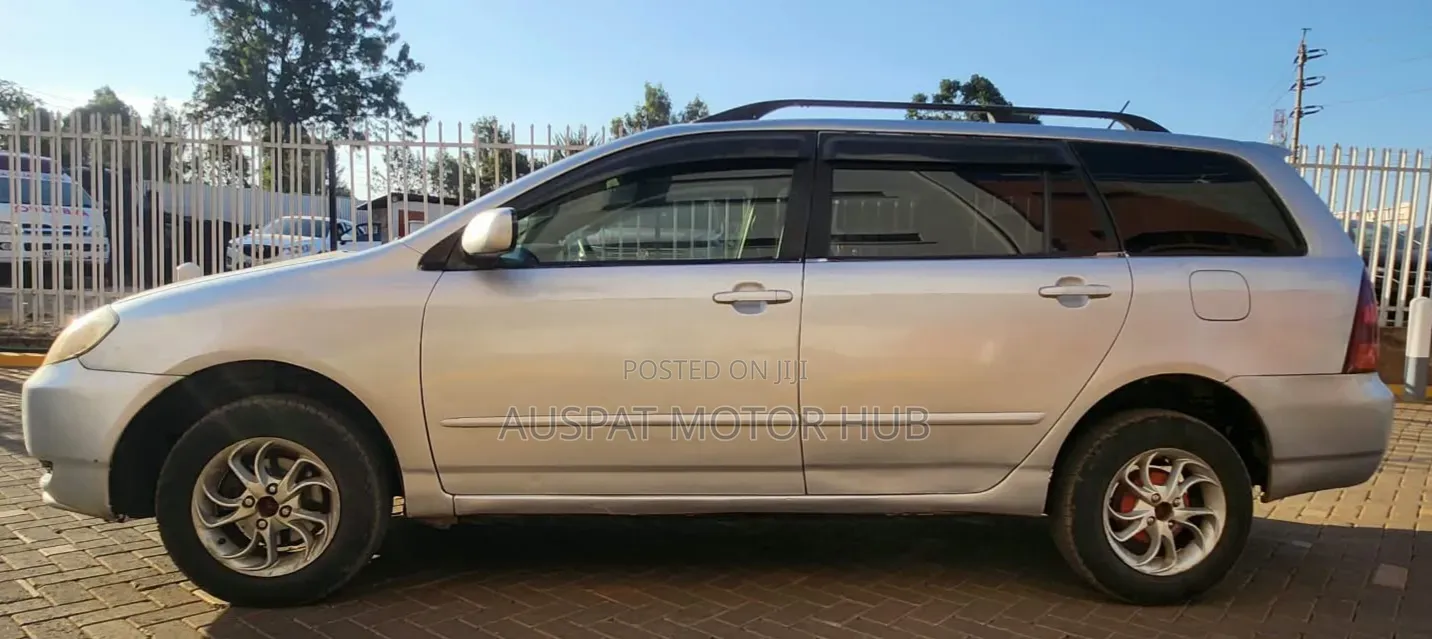 Toyota Corolla Fielder 1.8 Petrol FWD 2003 Silver