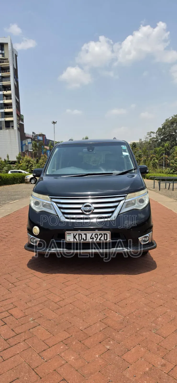 Nissan Serena 2016