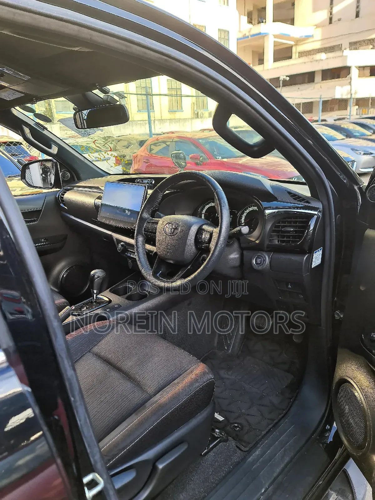 Toyota Hilux 2019 Black