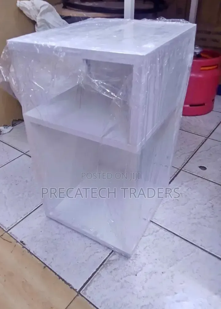 Joy S-Shape Side Table With Storage
