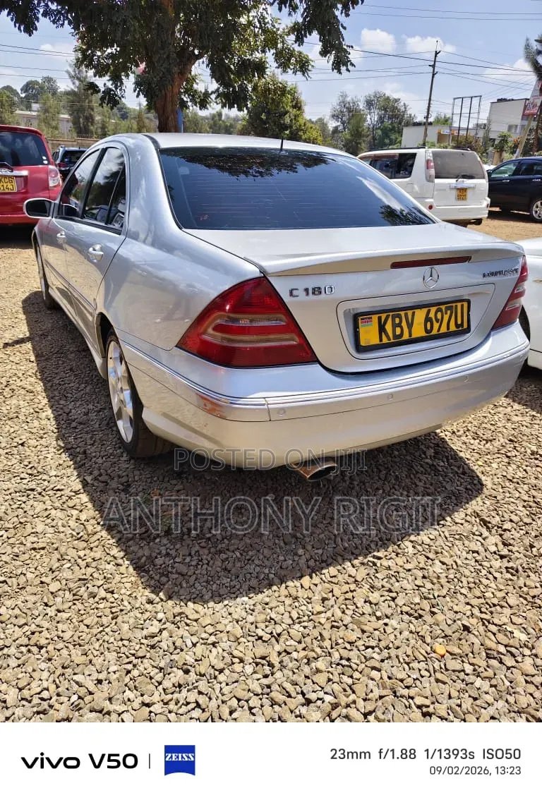 Mercedes-Benz C180 2008 Silver