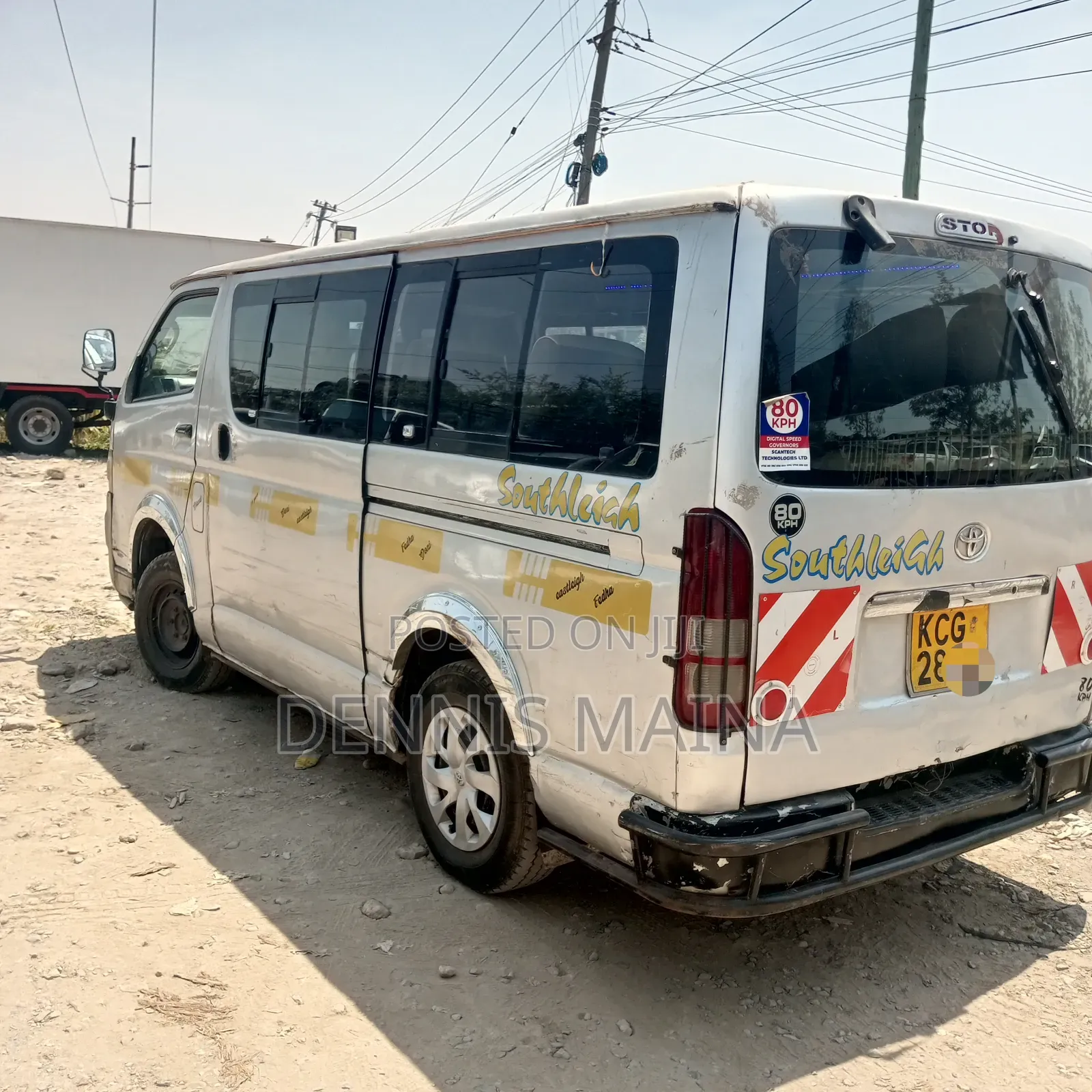 Toyota Grand HiAce Limited 3.0 Diesel Turbo RWD 8-Seater 2002 Silver