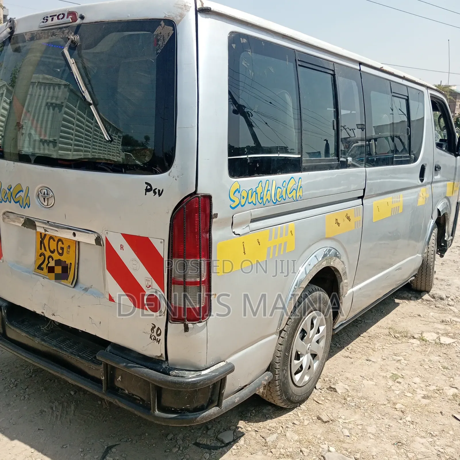 Toyota Grand HiAce Limited 3.0 Diesel Turbo RWD 8-Seater 2002 Silver