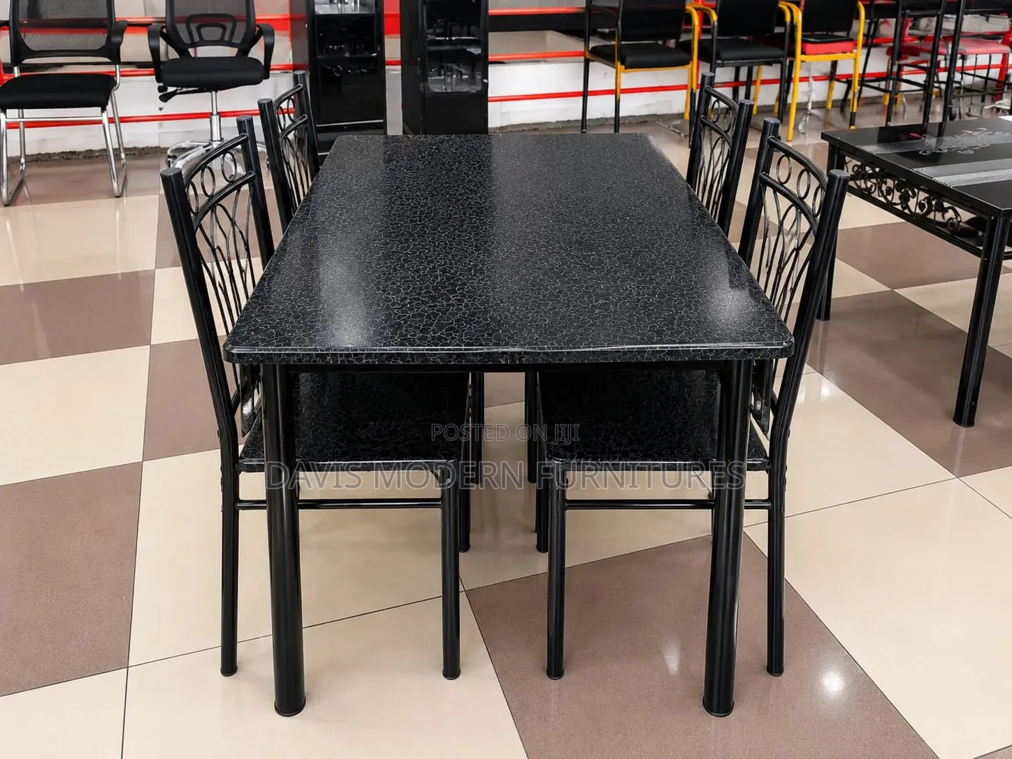 Black Crackle Pattern Dinning Table