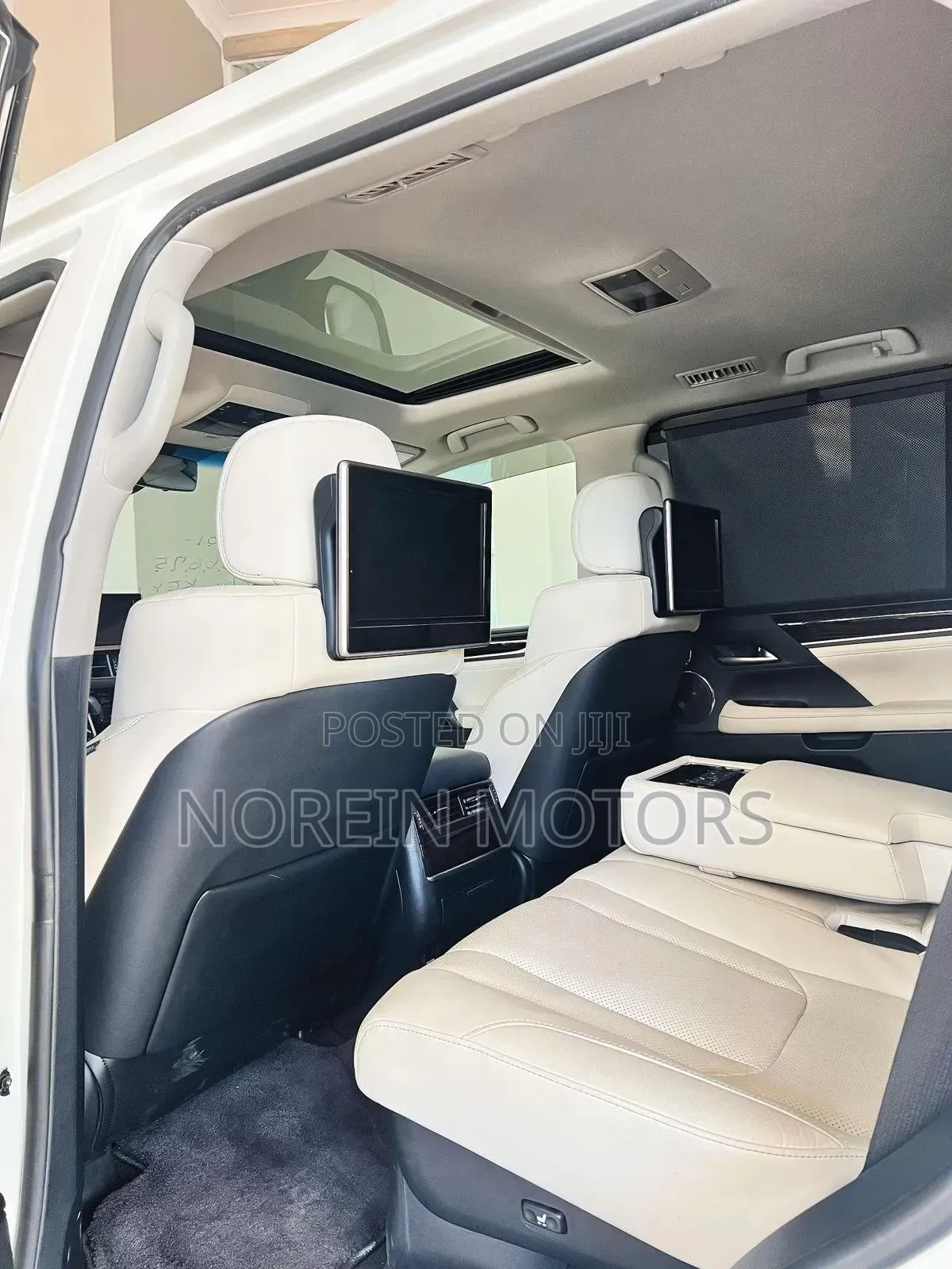 Lexus LX 2019 Off white