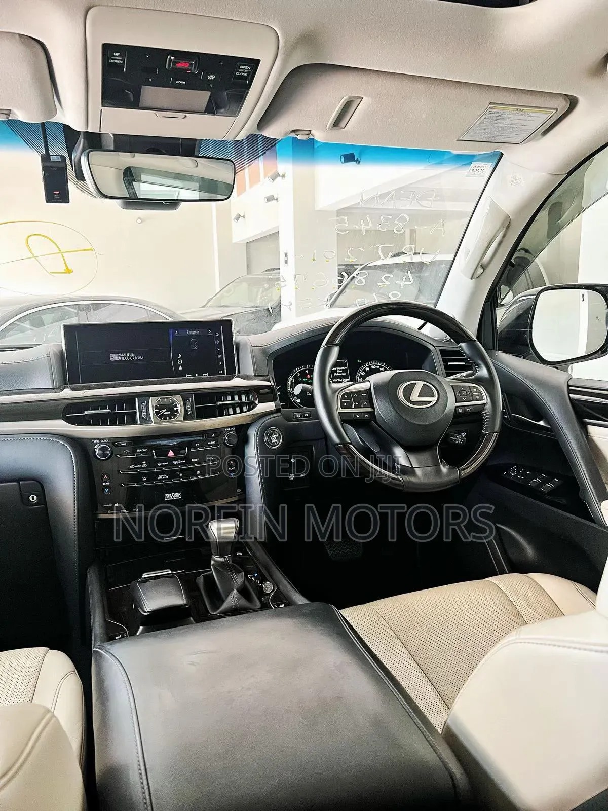 Lexus LX 2019 Off white
