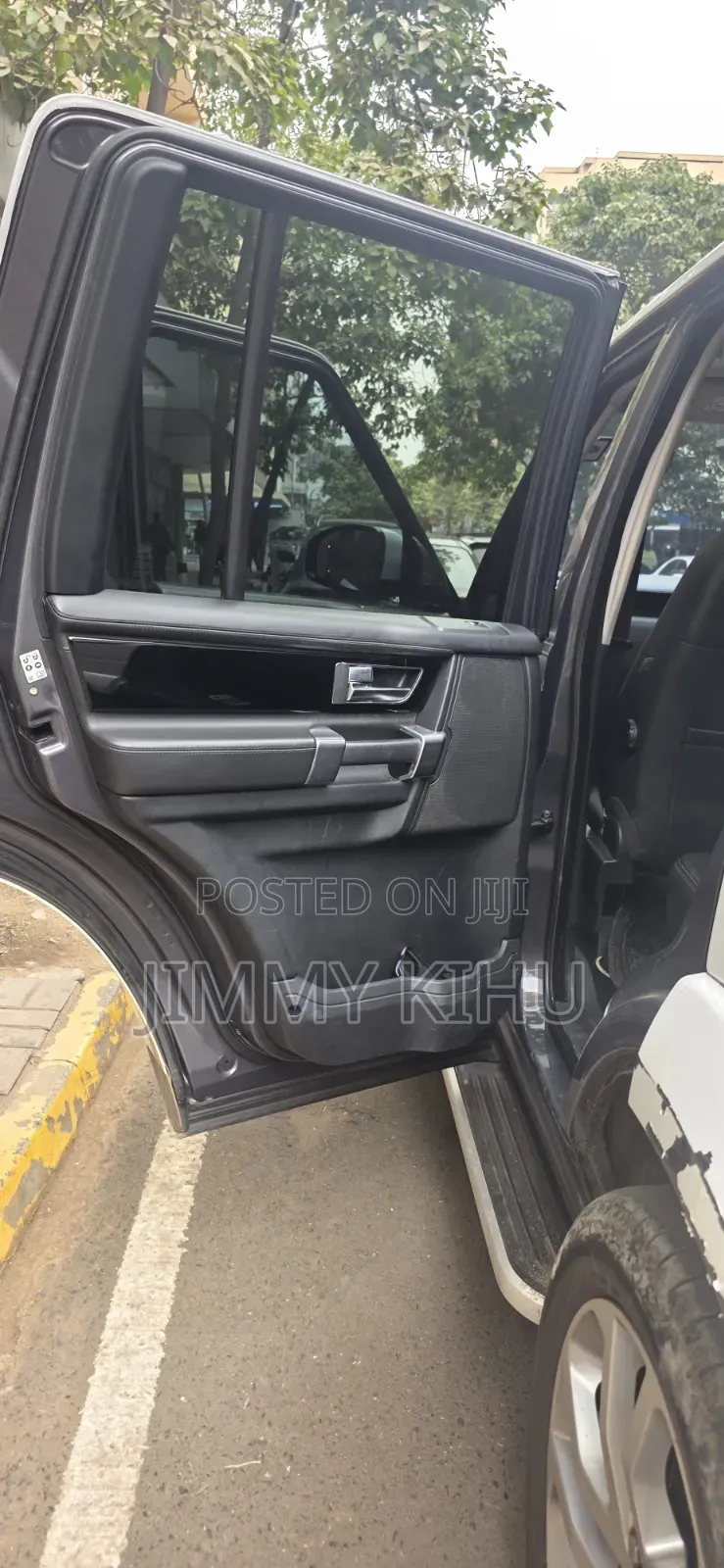 Land Rover Discovery 2016 Pearl