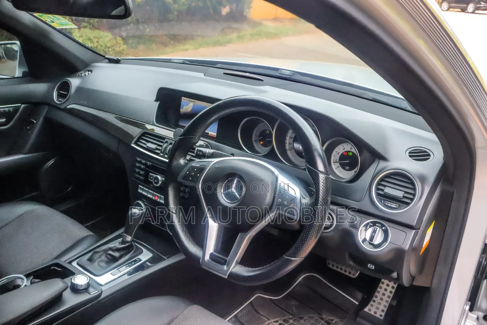 Mercedes-Benz C200 2014 Silver