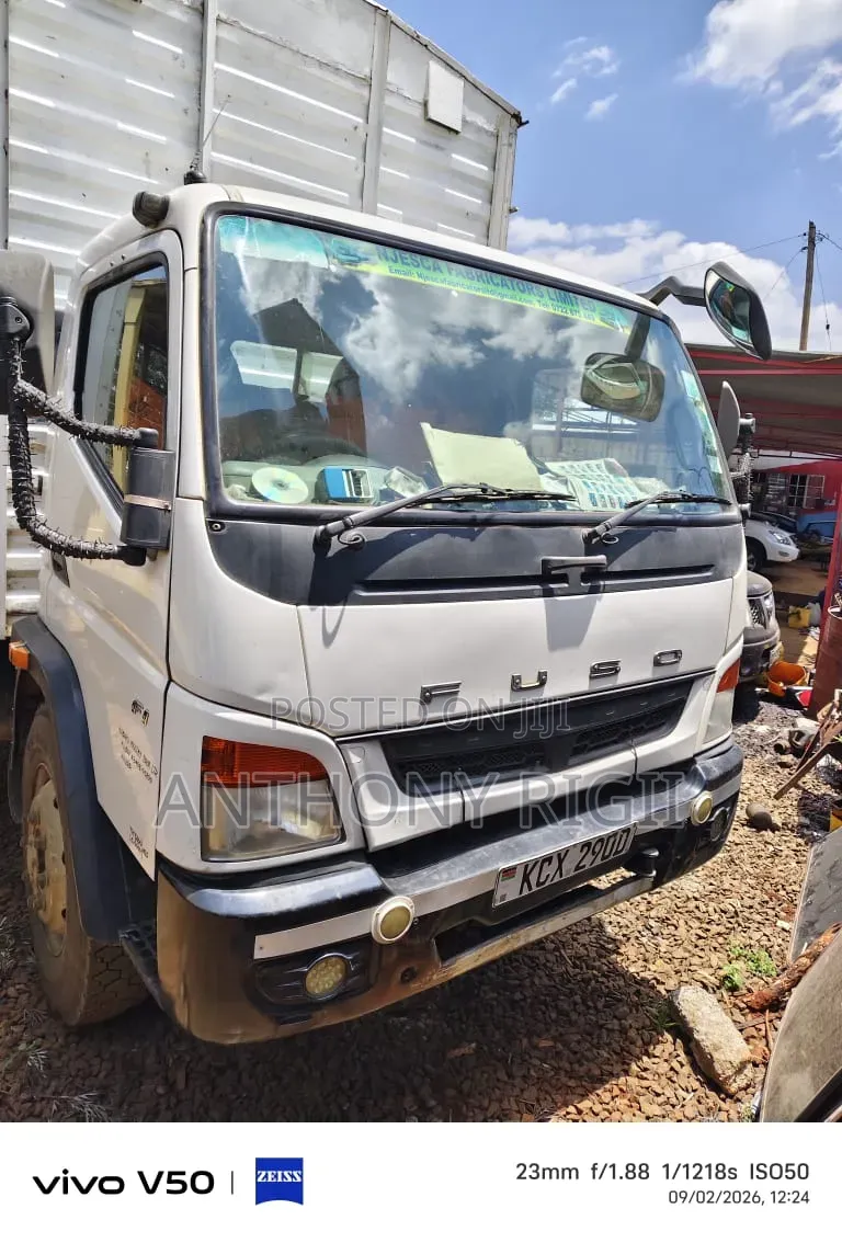 2012 Mitsubishi Fuso FI1217R 2012 White