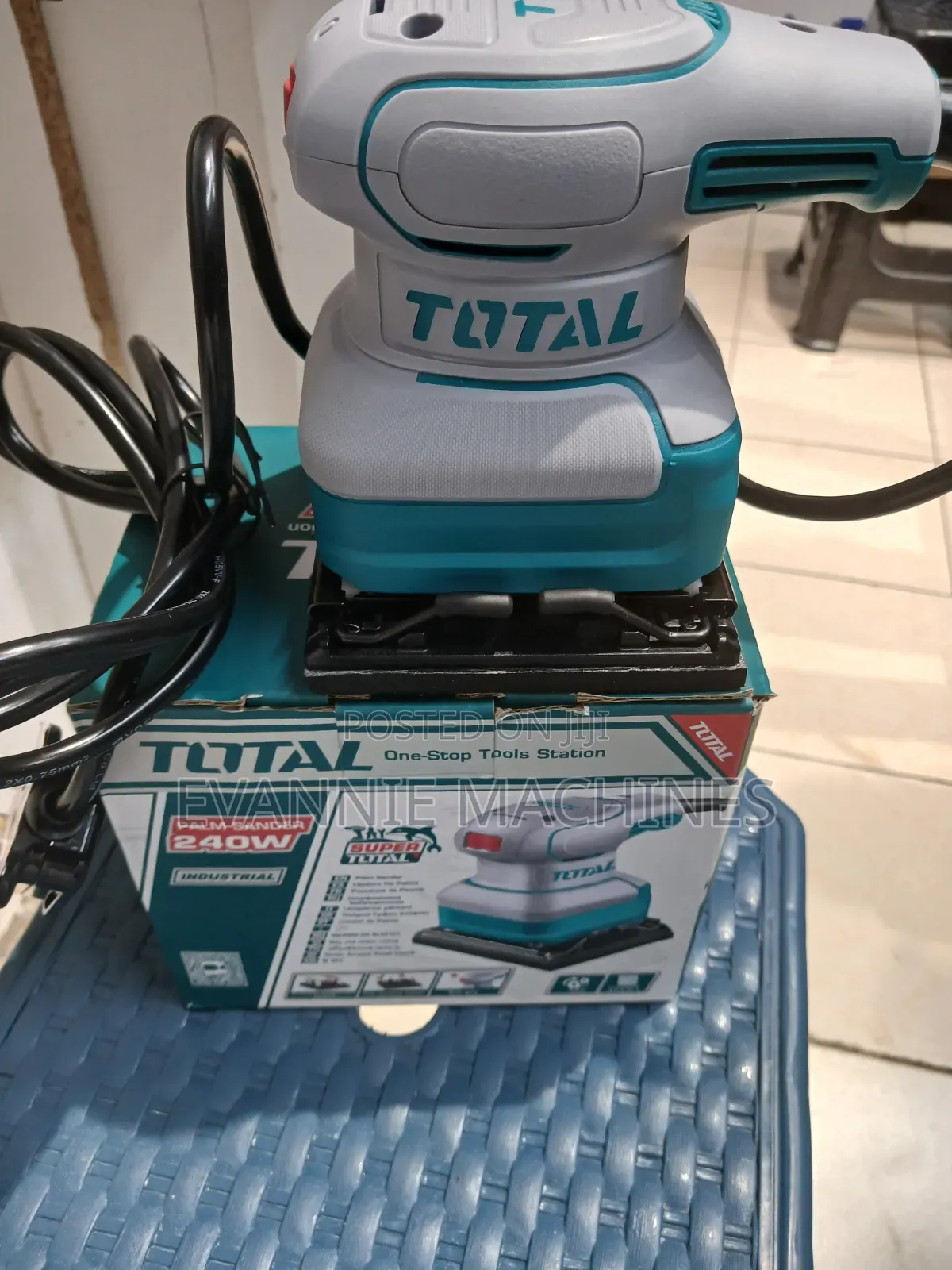 Total 240W Palm Sander