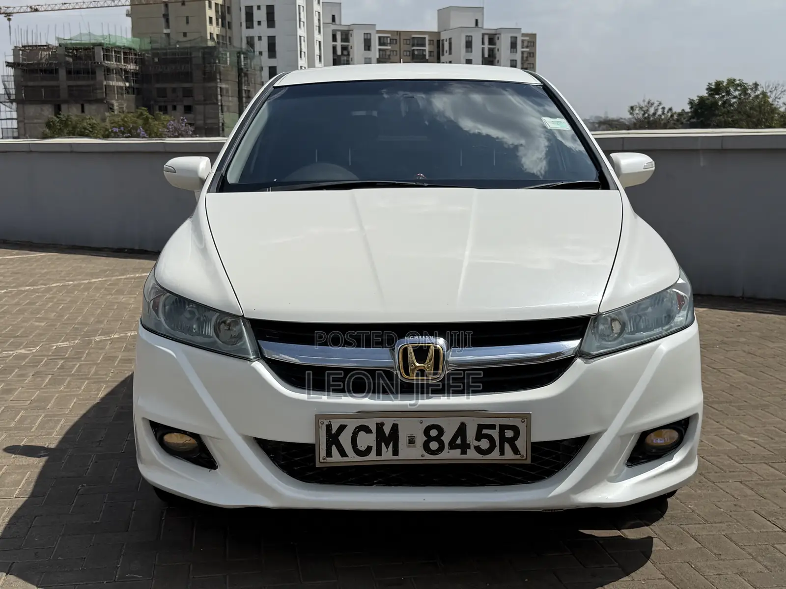 Honda Stream 2010 White