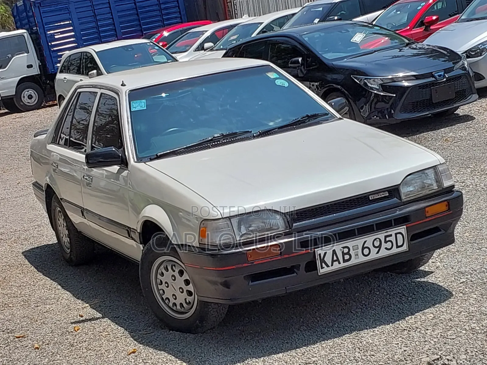 Mazda B-series 1990 White
