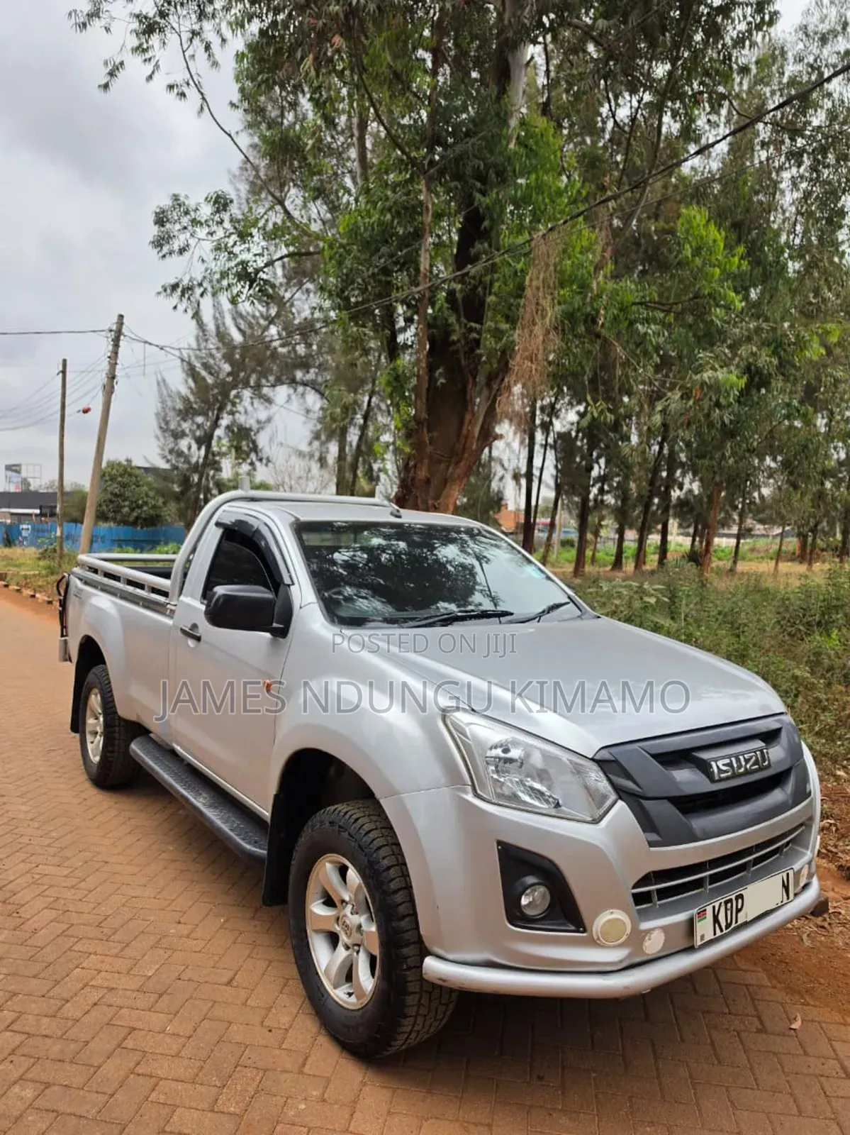 Isuzu D-MAX 2024 Silver