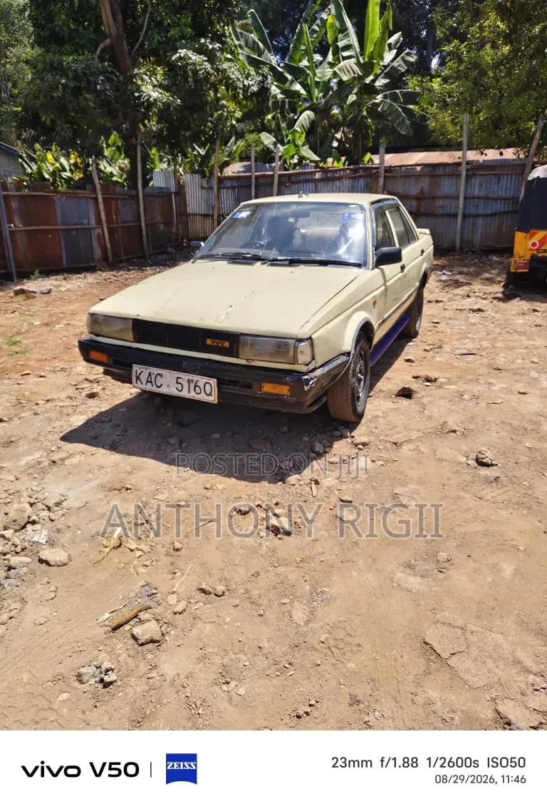 Nissan Sunny 1987 Yellow