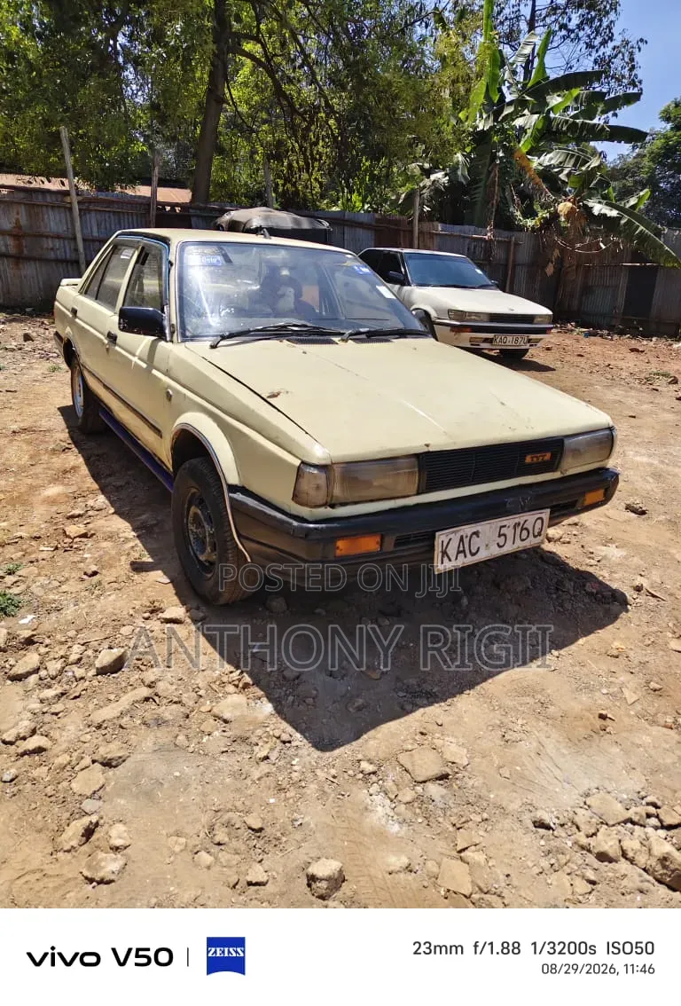 Nissan Sunny 1987 Yellow