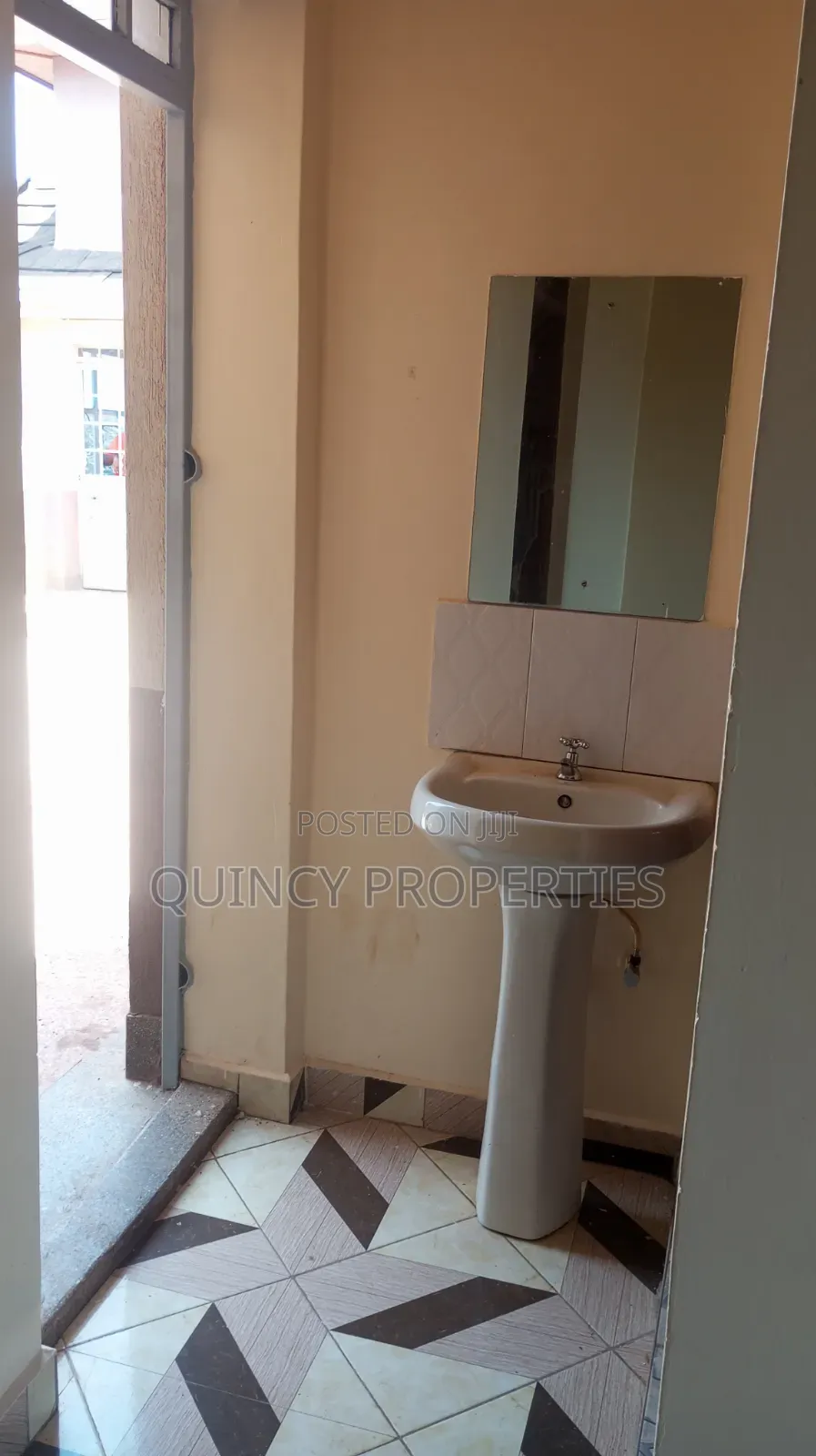 1bdrm Apartment in Ruaka for rent