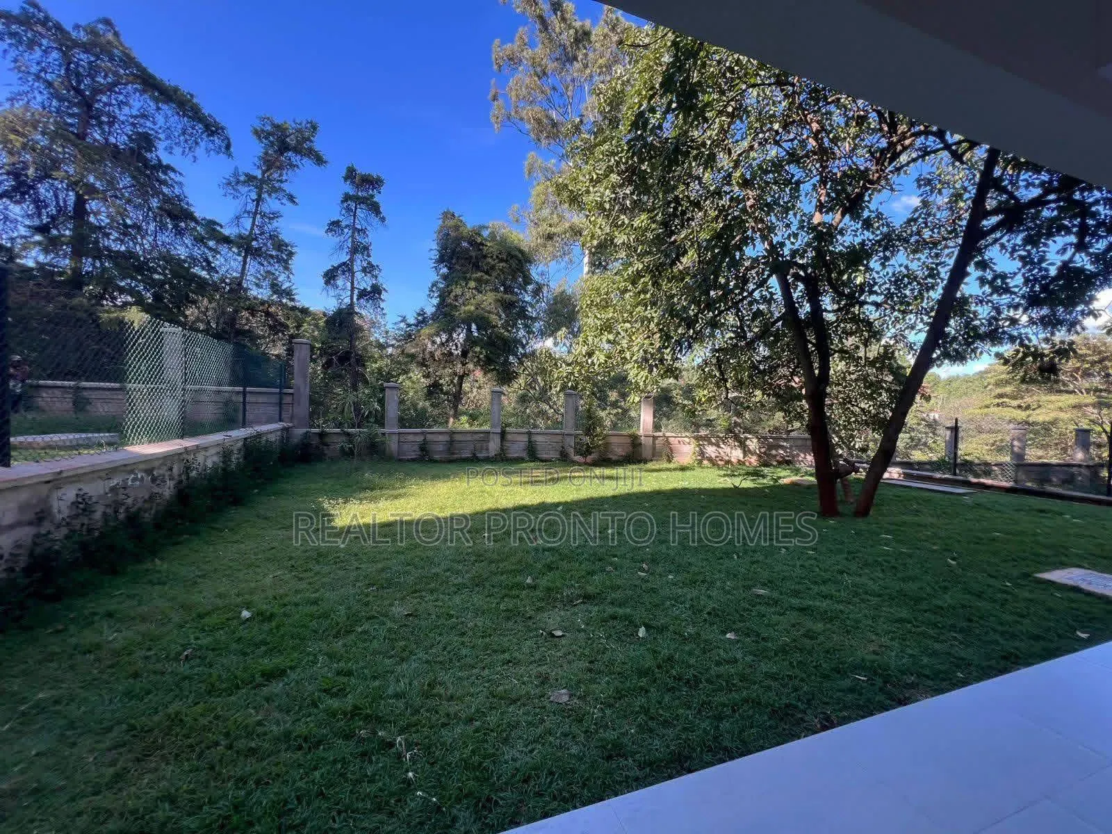 5bdrm Townhouse/Terrace in Westlands, Spring Valley for sale