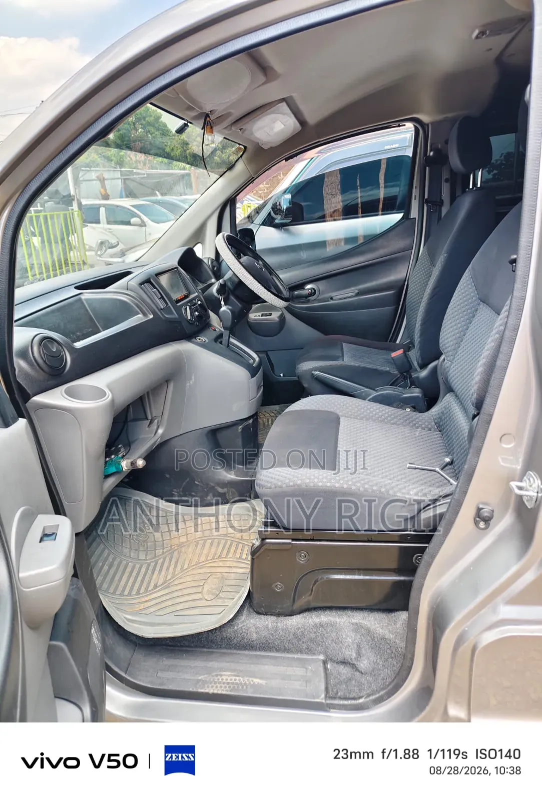 Nissan NV200 2015 Grey