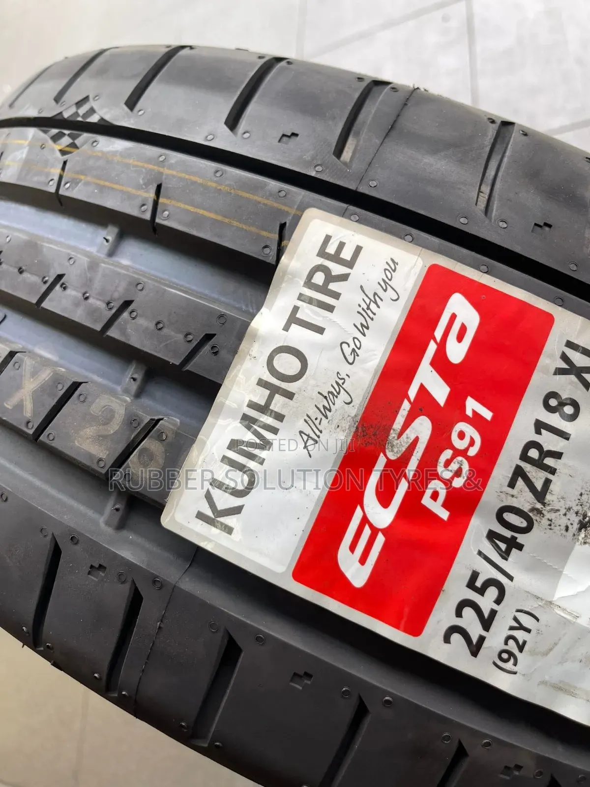 225 /40 R18 Kumho Tyres 92y Xl Escta Ps91