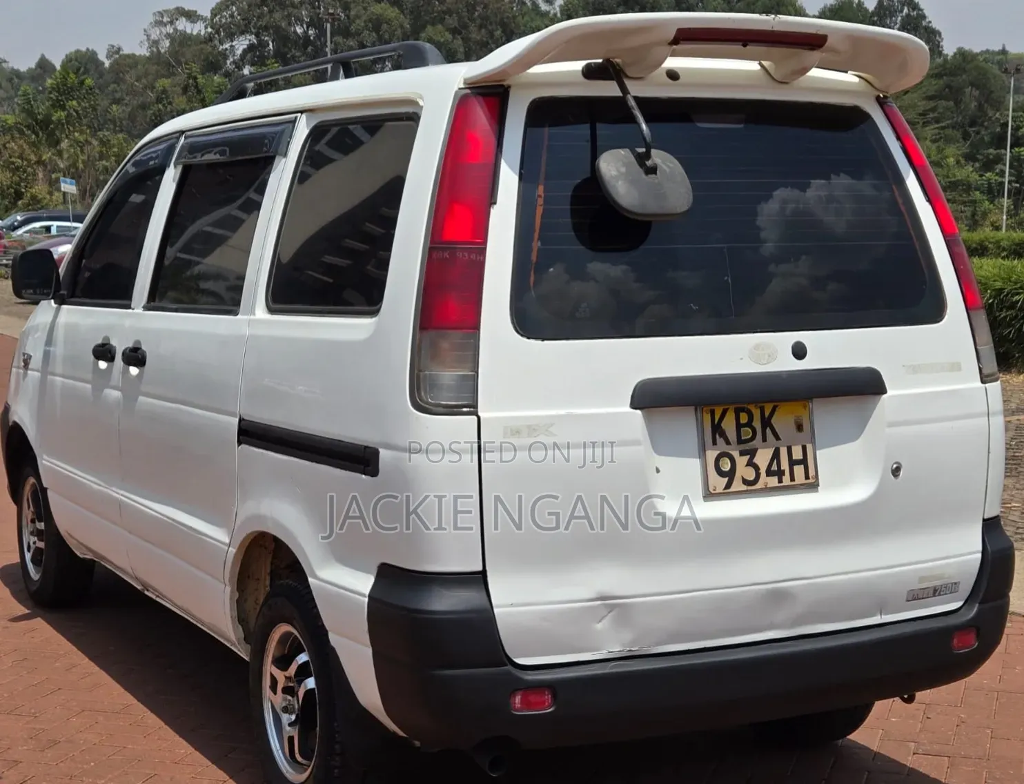 Toyota TownAce 2002 White