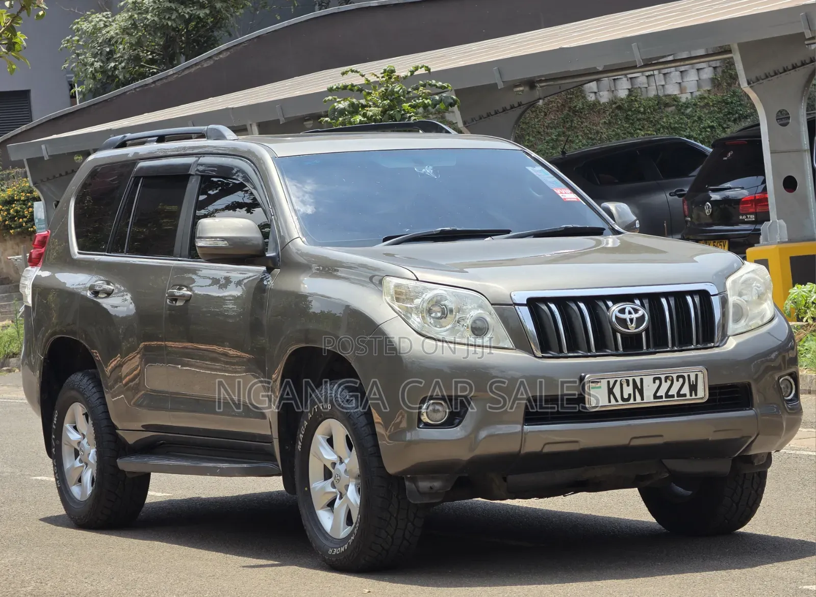 Toyota Land Cruiser Prado 2010 Gray