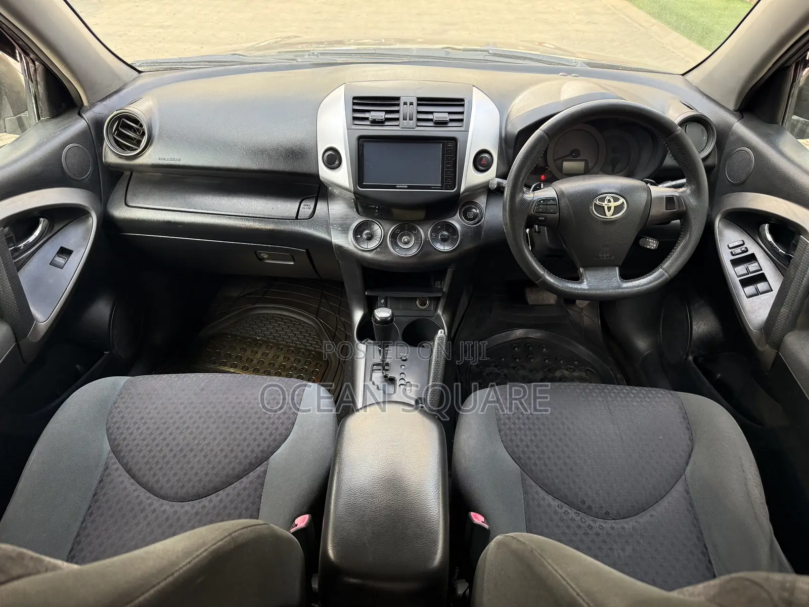 Toyota Vanguard 2012 Black