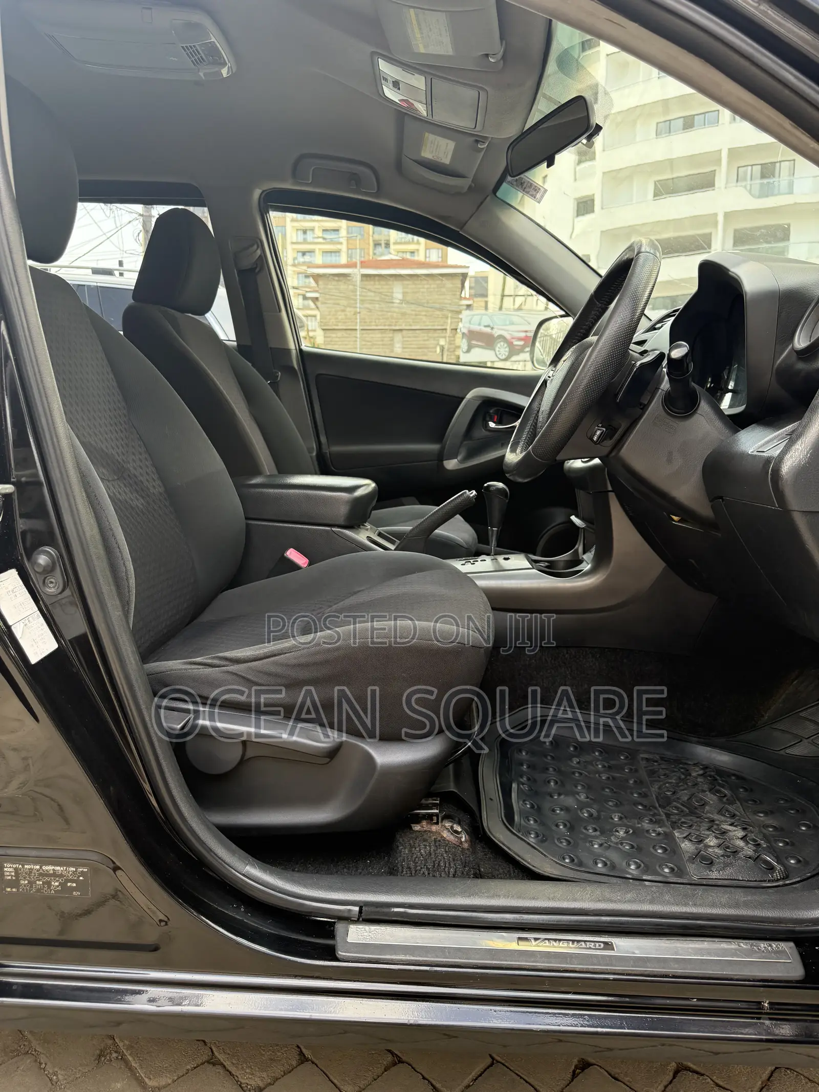 Toyota Vanguard 2012 Black